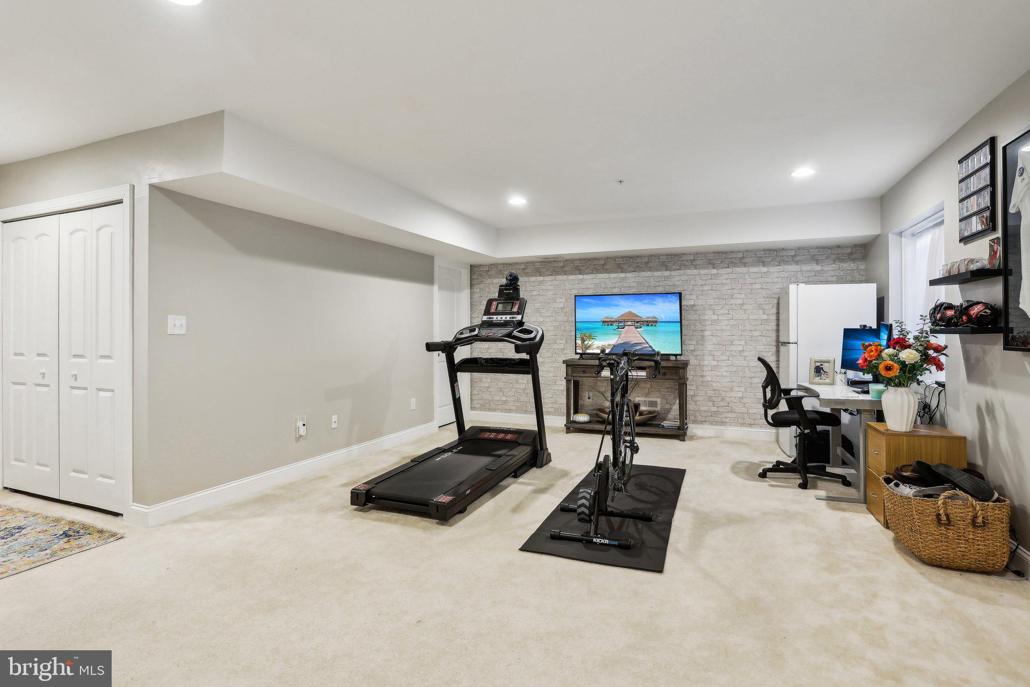 THE RES AT ROSE TREE - Residential