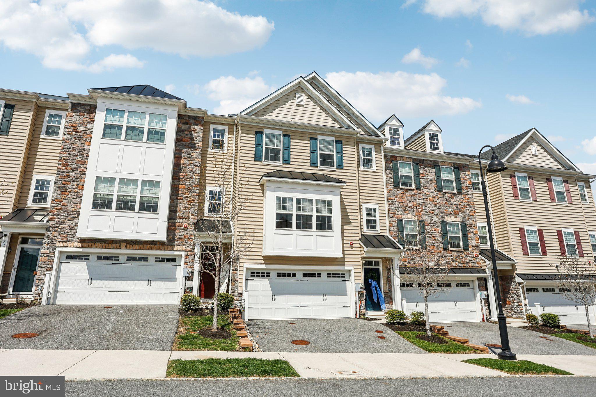 55 SKYLAR CIRCLE
