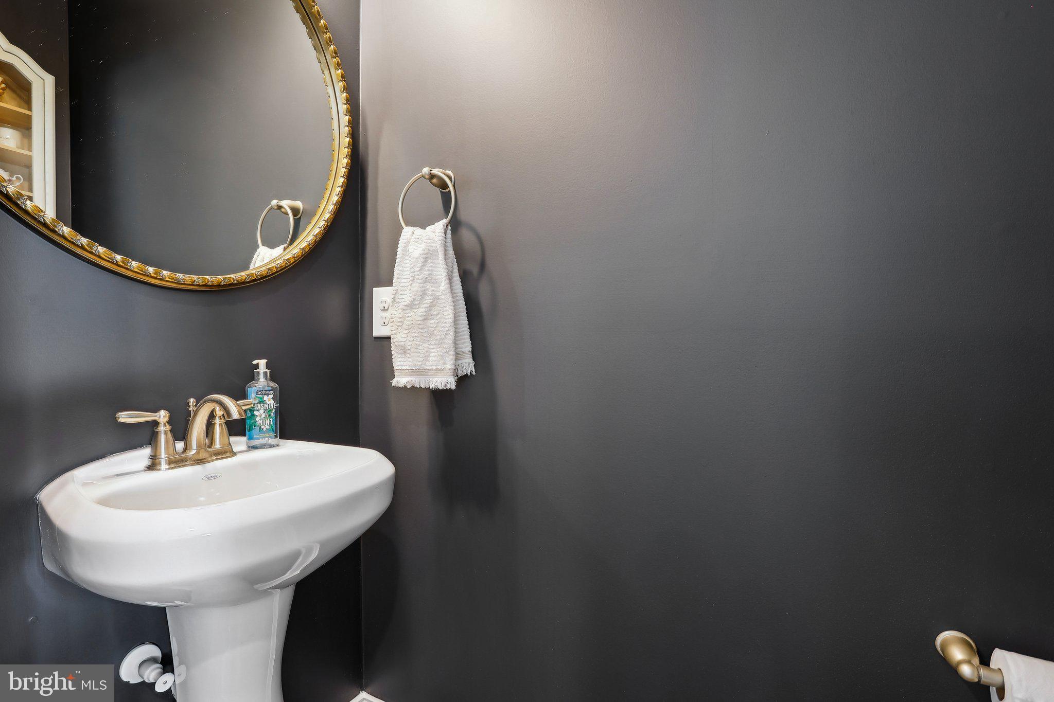 THE RES AT ROSE TREE - Residential