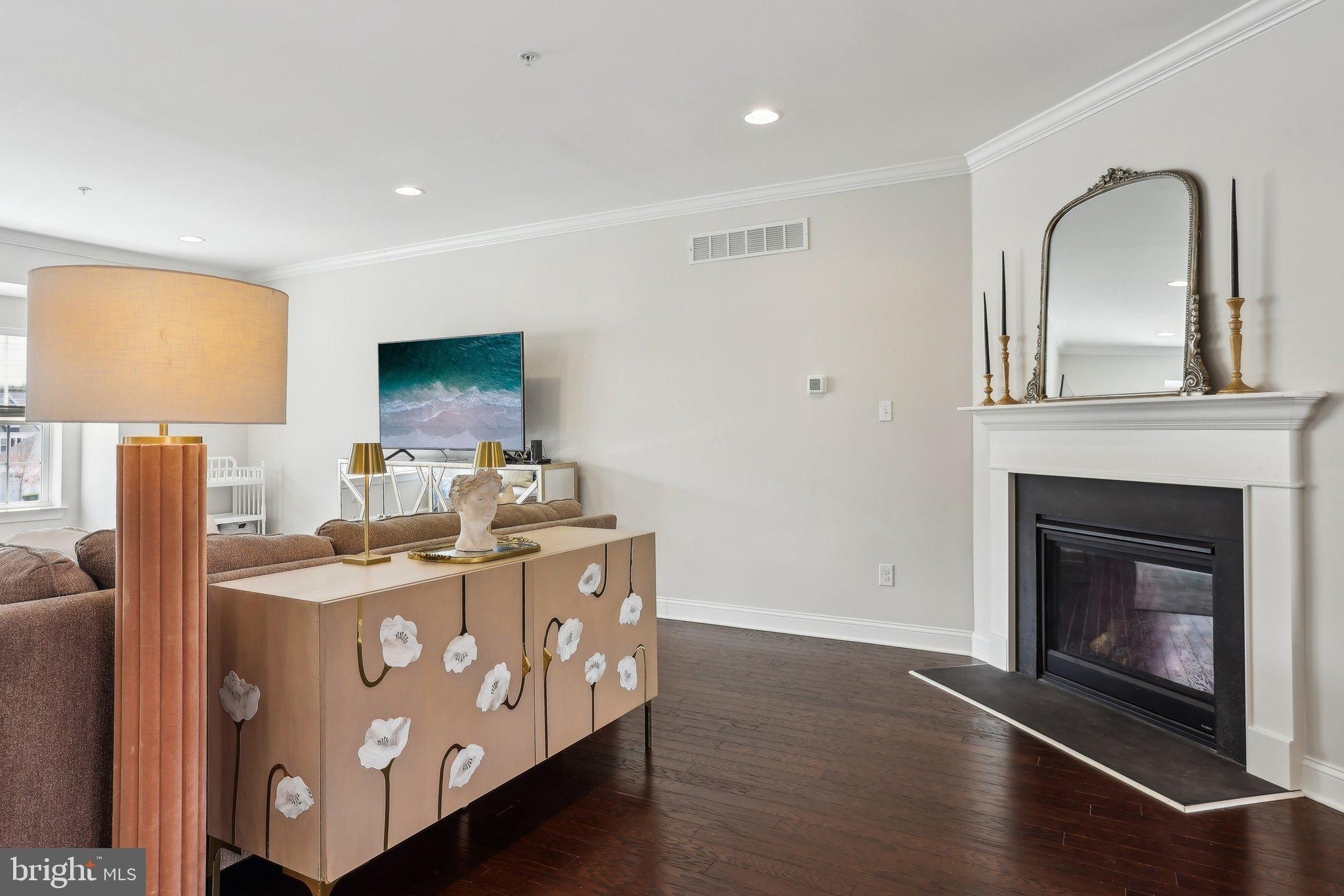 THE RES AT ROSE TREE - Residential