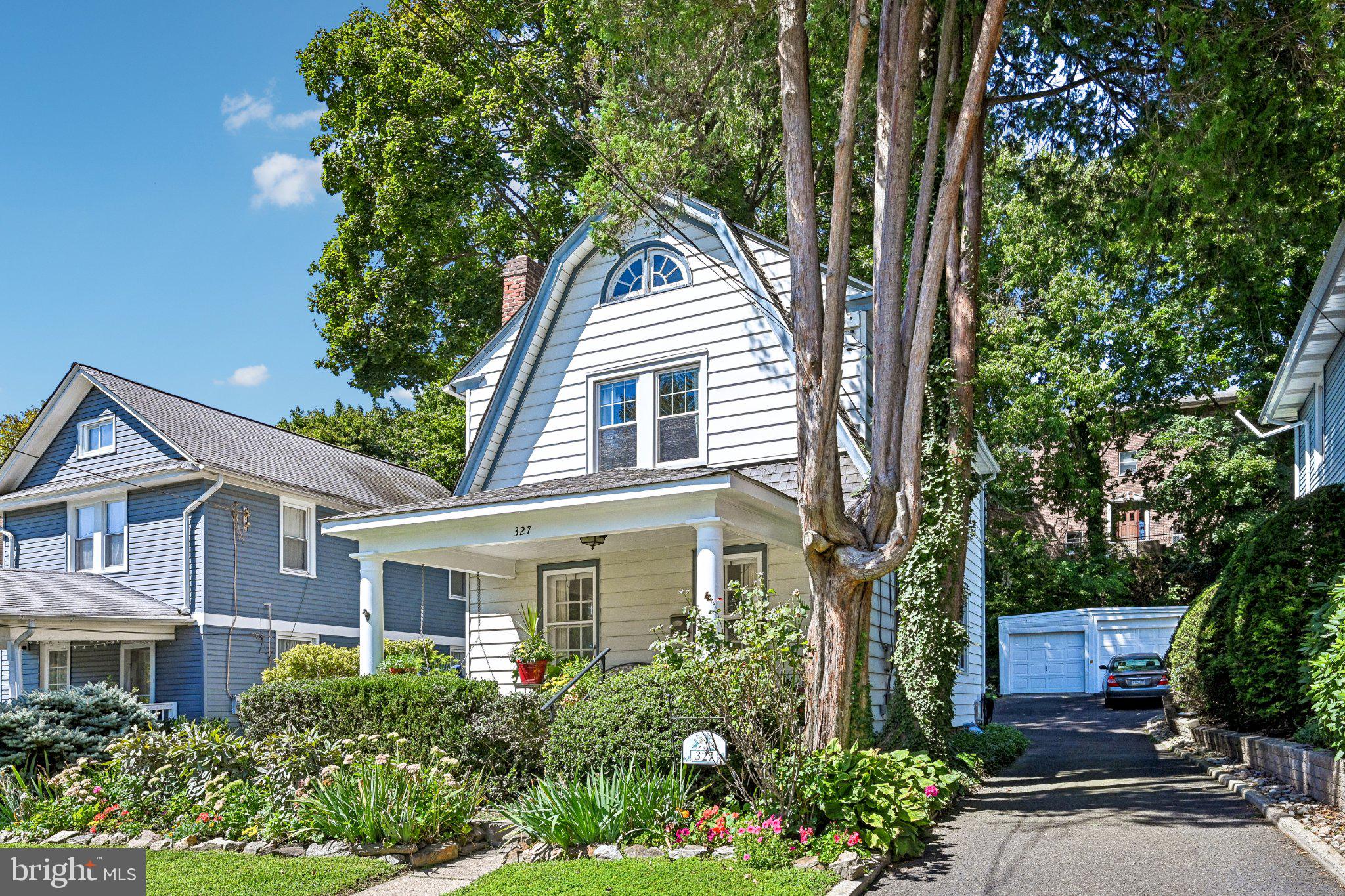 327 GREENWOOD AVENUE