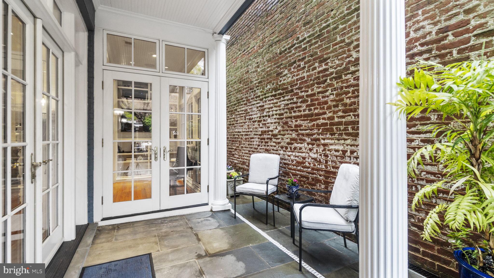 GEORGETOWN - Residential