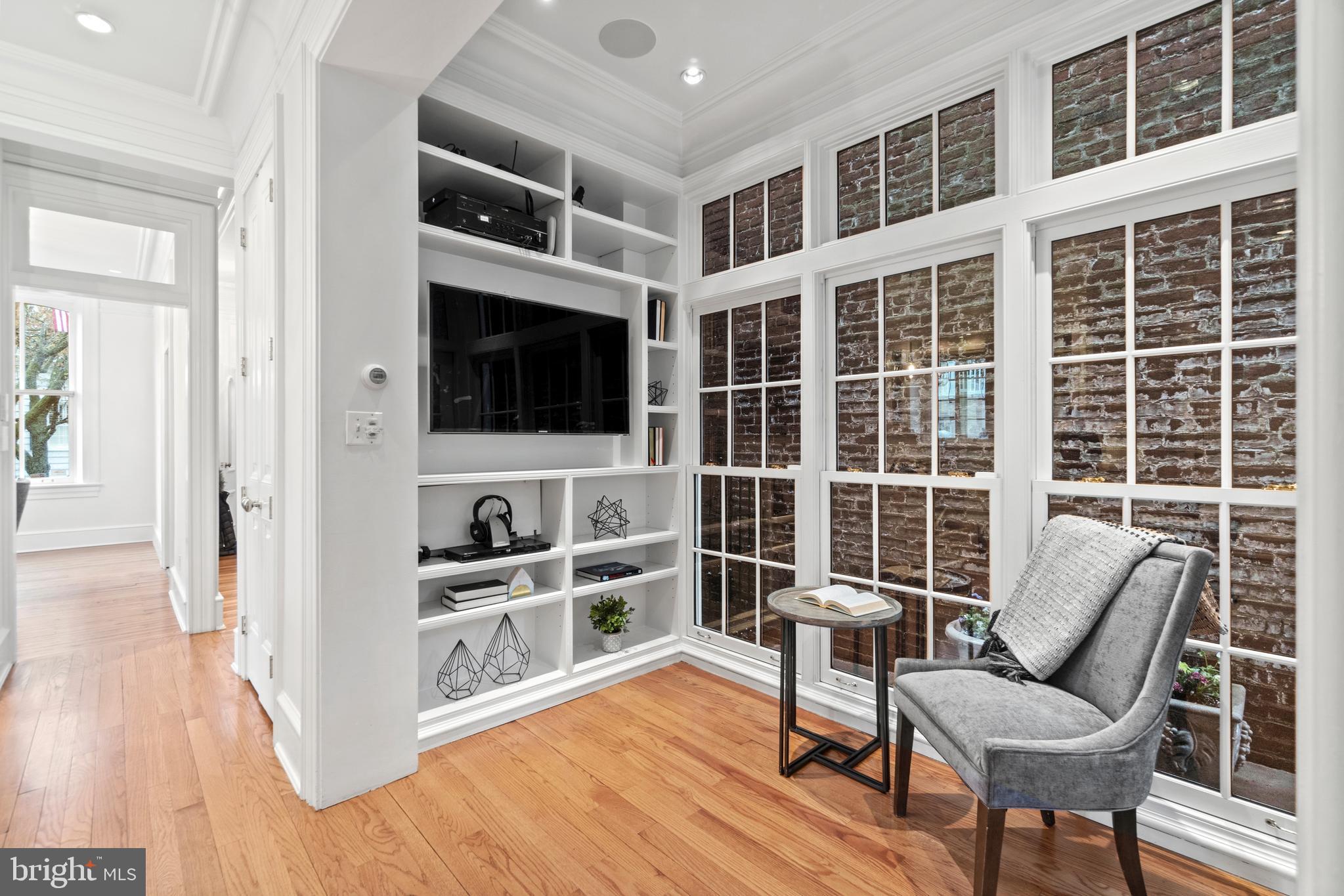 GEORGETOWN - Residential
