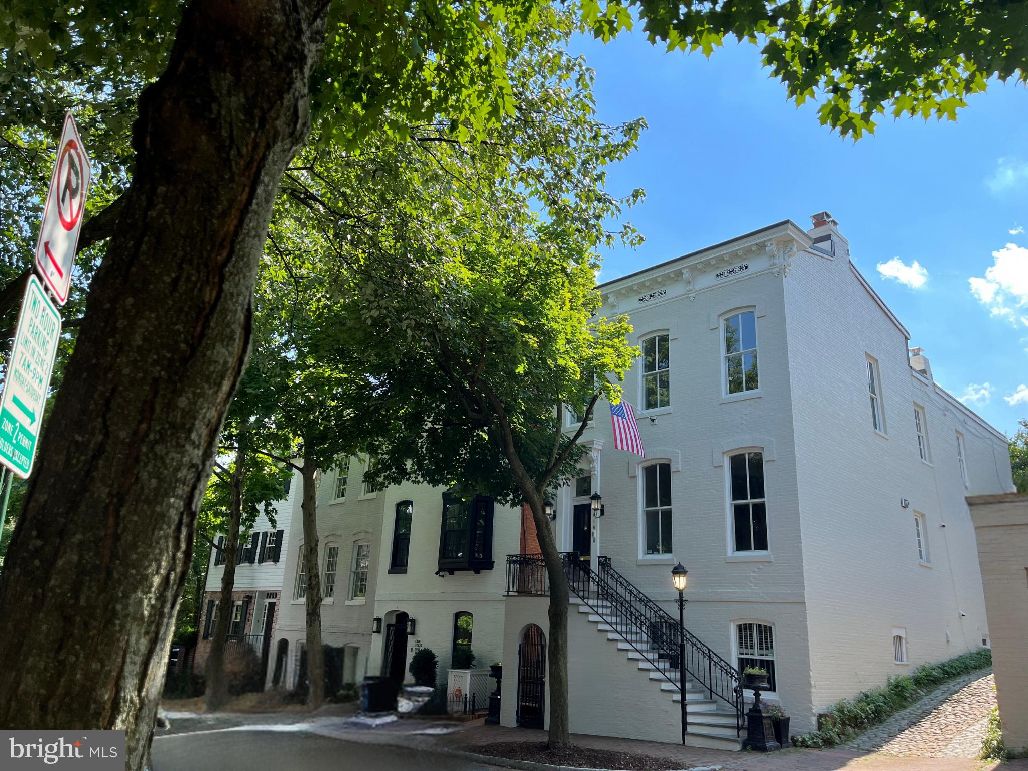 GEORGETOWN - Residential