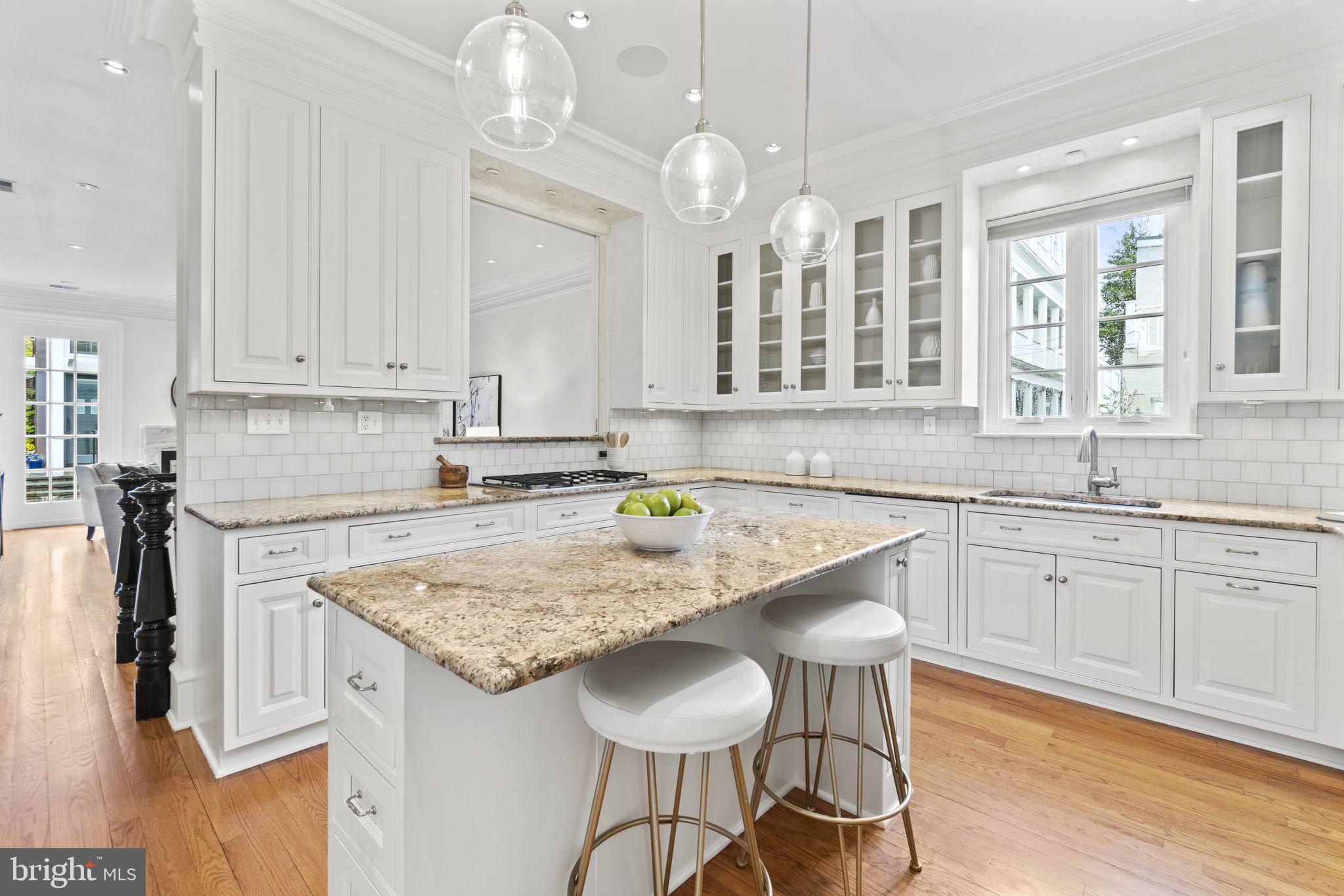 GEORGETOWN - Residential