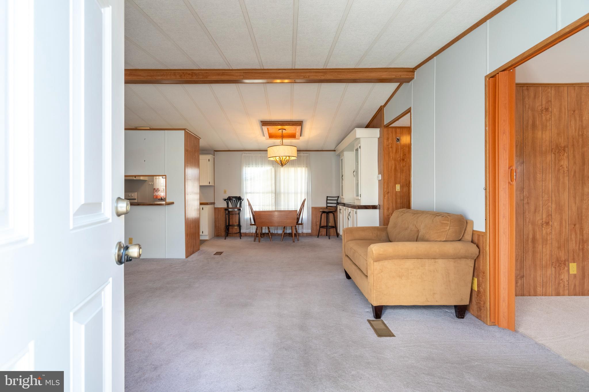 225 CHERRYWOOD COURT