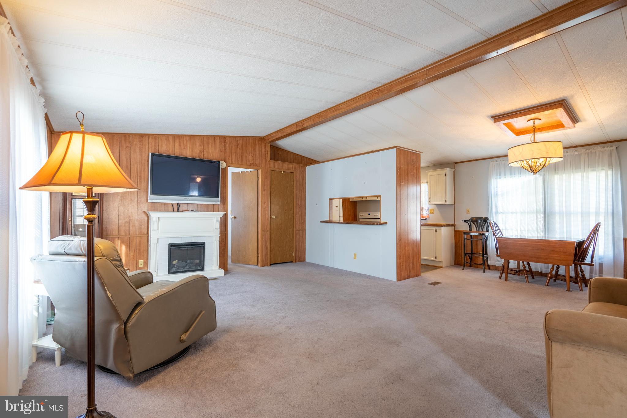 225 CHERRYWOOD COURT