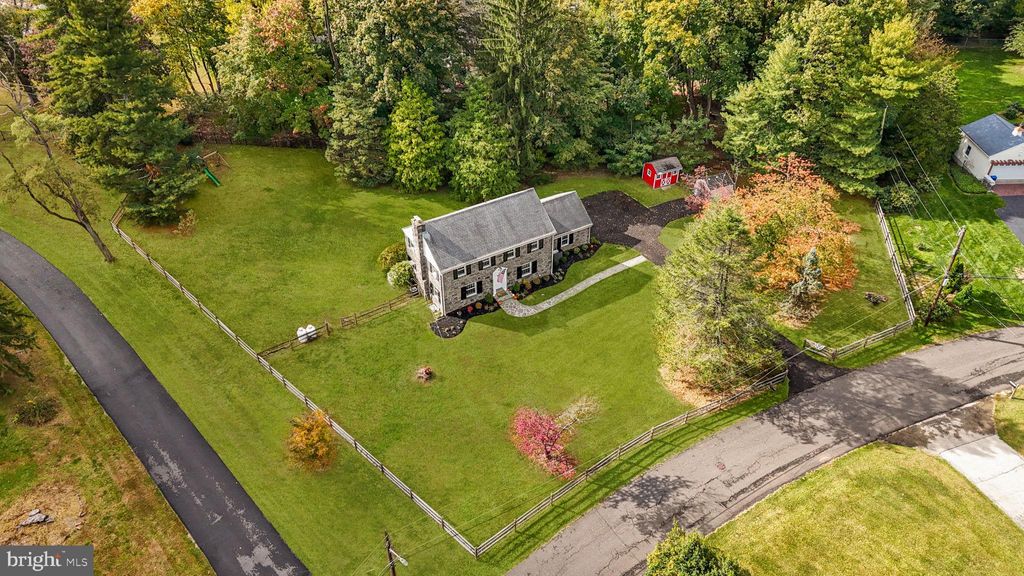 Photo of 1434 Holcomb Road, HUNTINGDON VALLEY, PA 19006 (MLS # PAMC2158990)