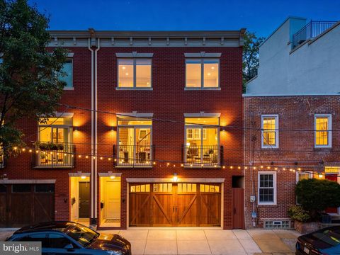 752 S DORRANCE STREET PHILADELPHIA PA 19146