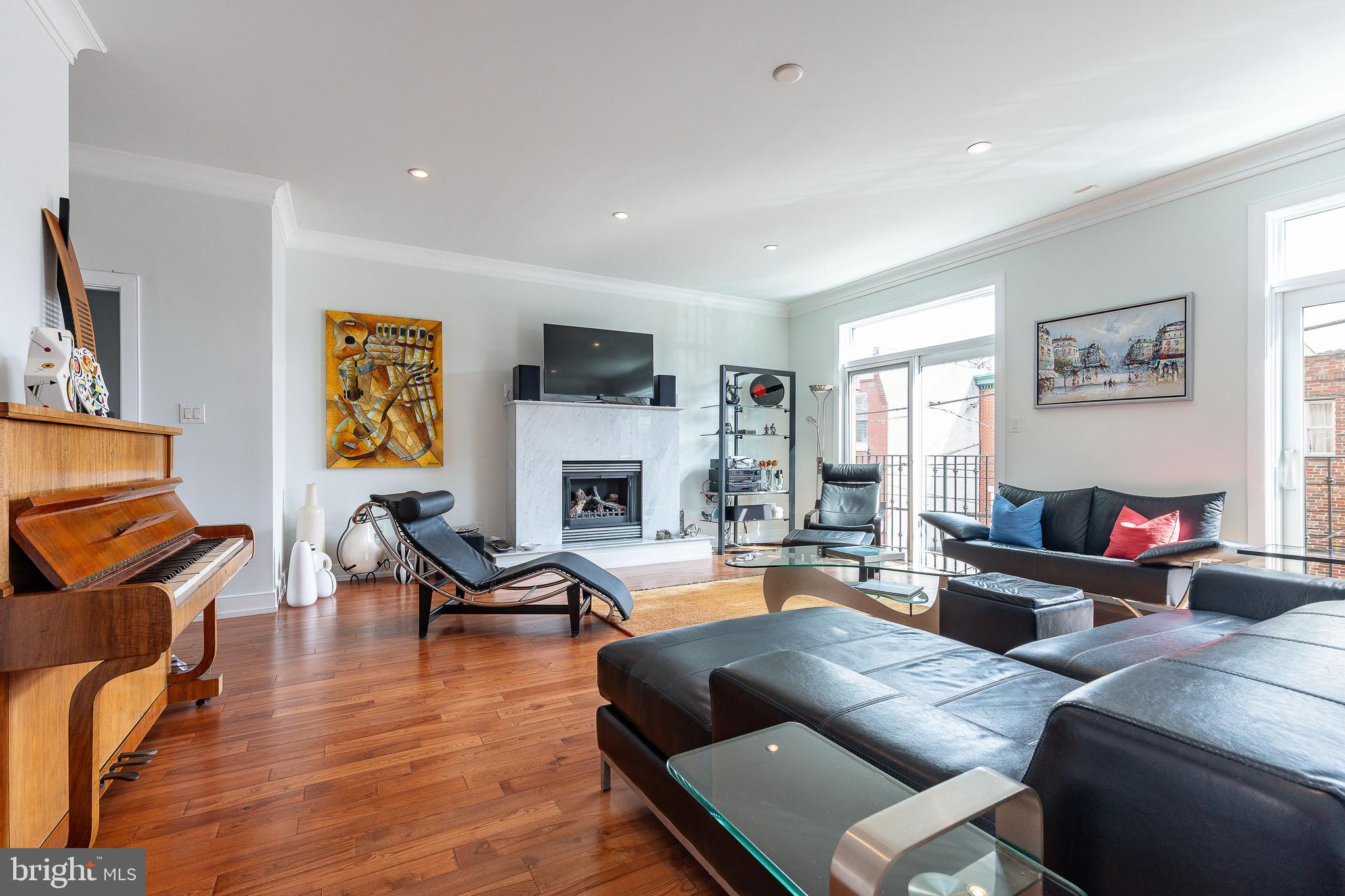 GRADUATE HOSPITAL - Residential