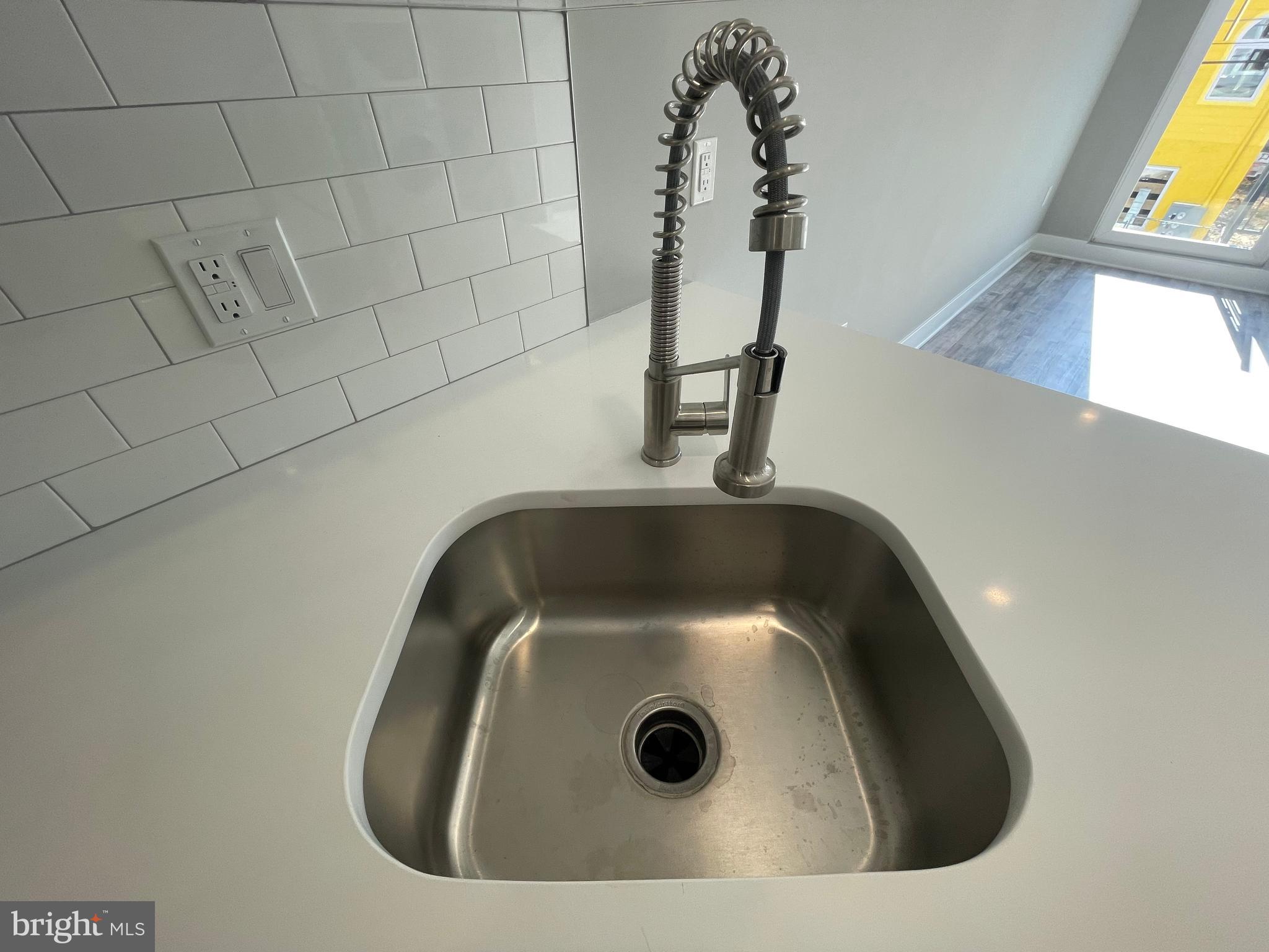 WEST KENSINGTON - Residential Lease