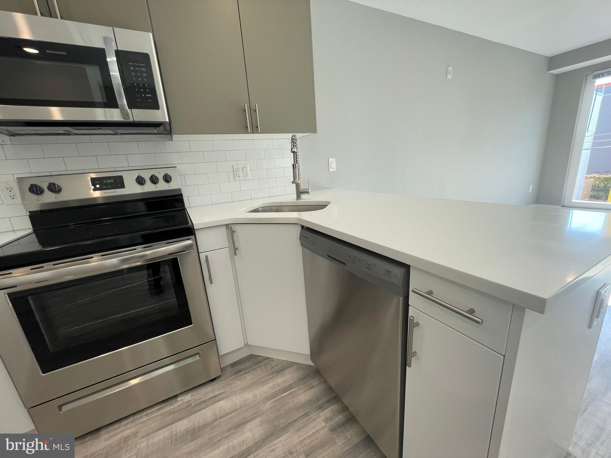 WEST KENSINGTON - Residential Lease