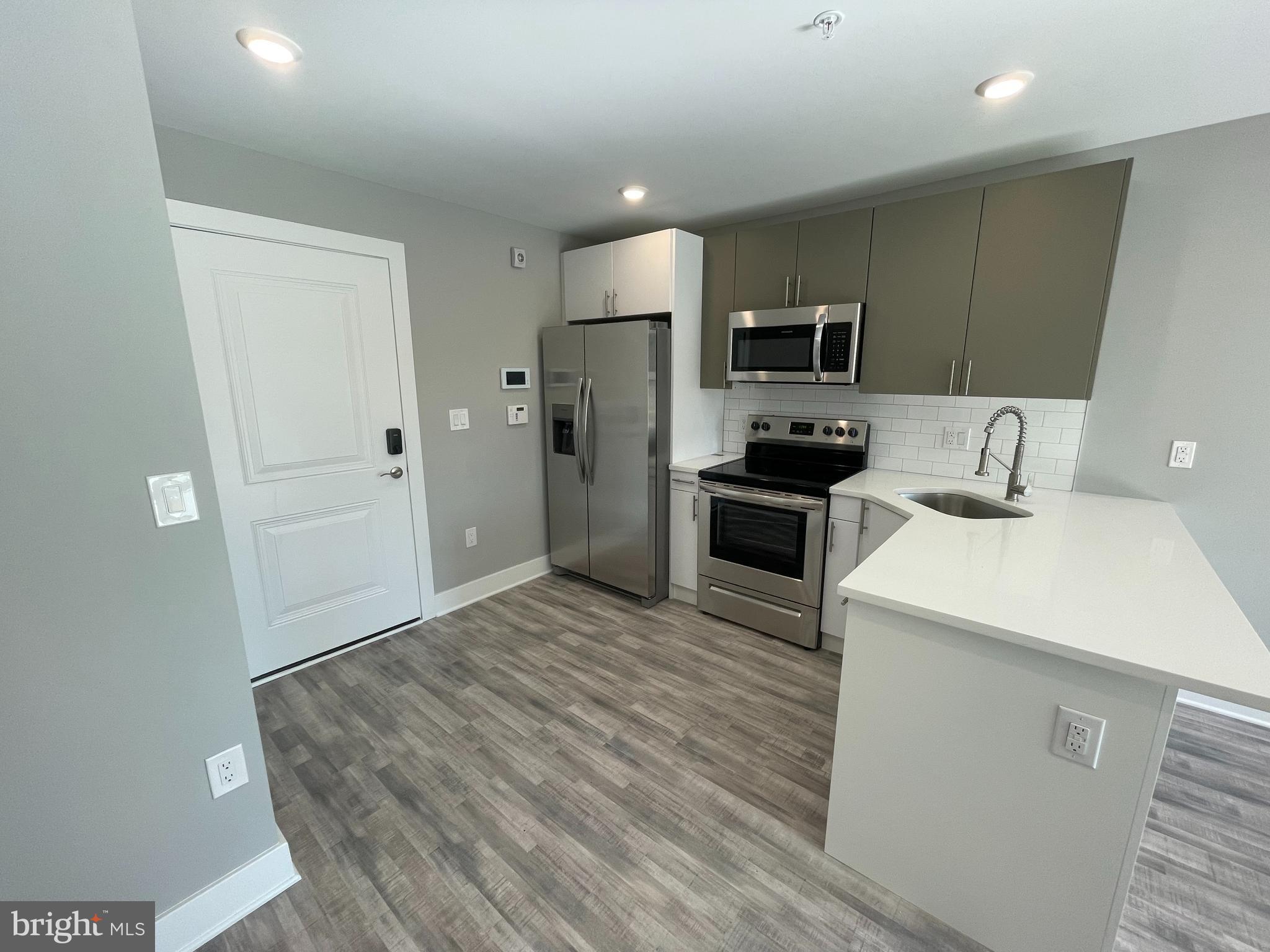 WEST KENSINGTON - Residential Lease