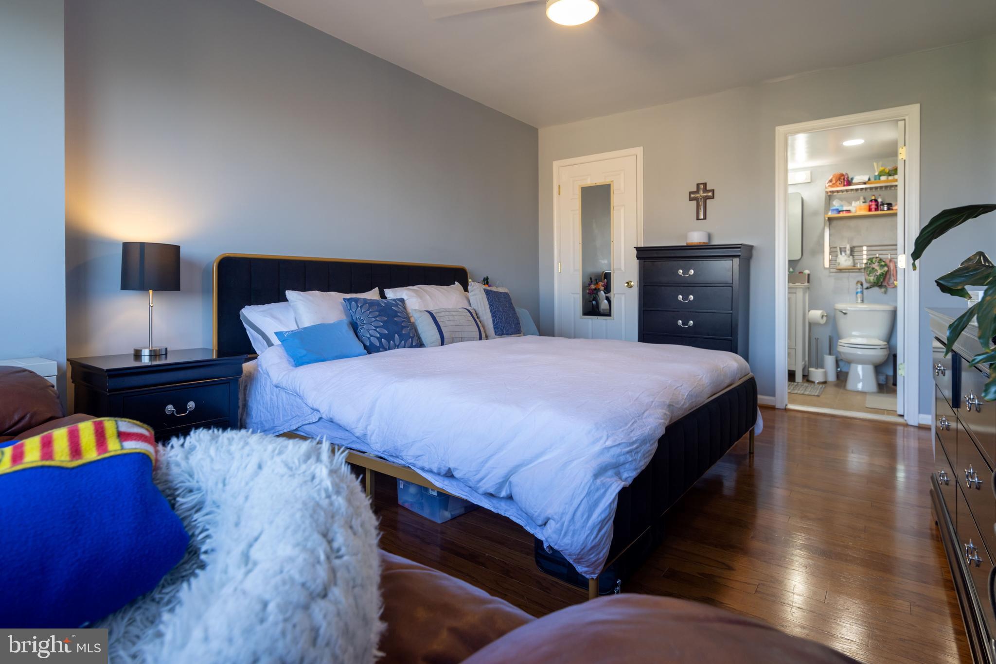 PINEWAY TOWERS - Residential Lease