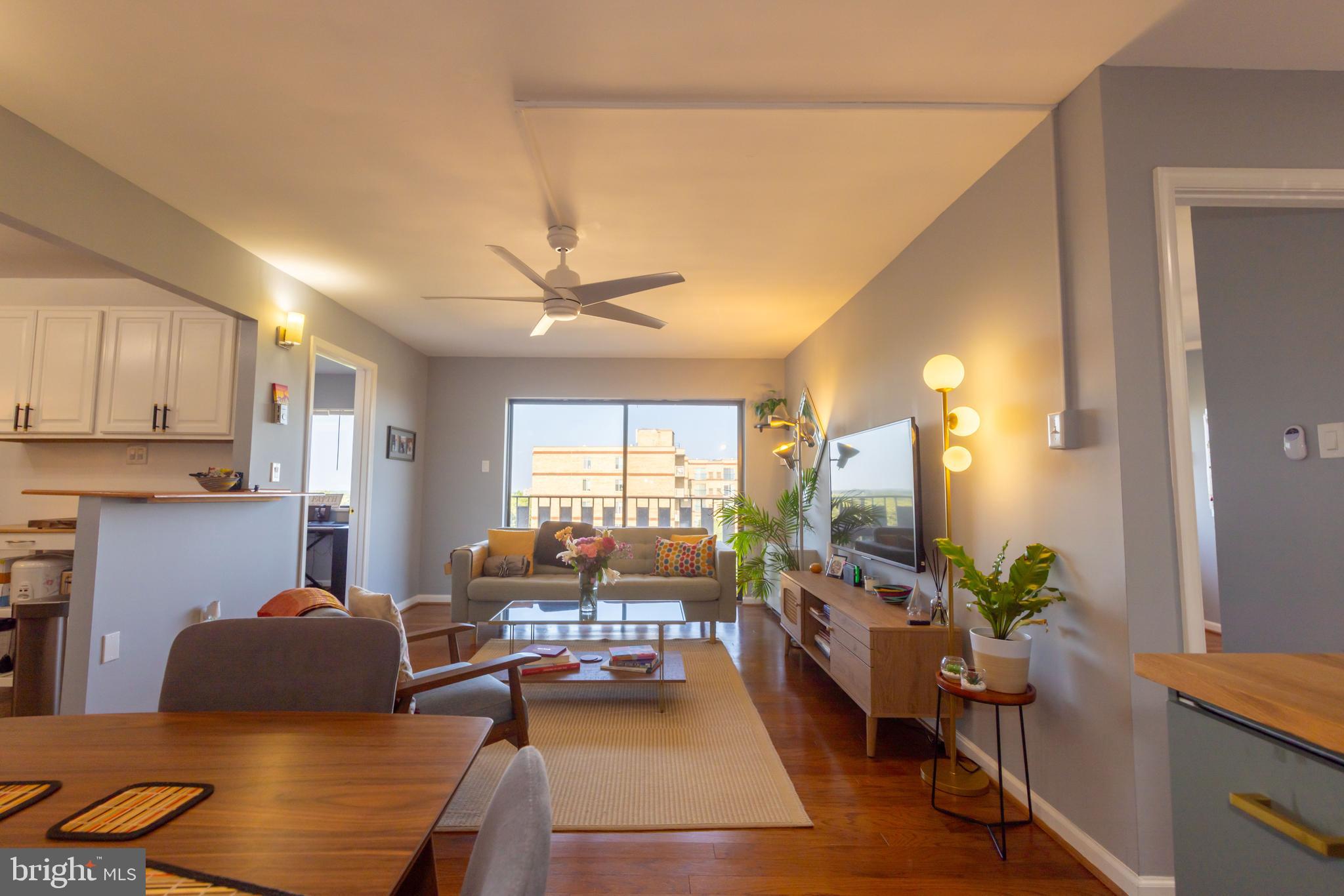 PINEWAY TOWERS - Residential Lease