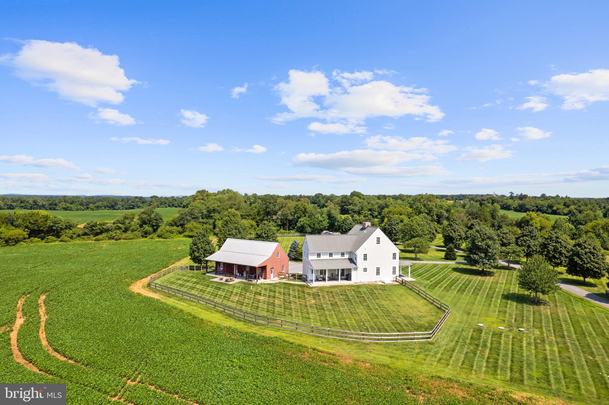 STONEY SPRINGS - Farm