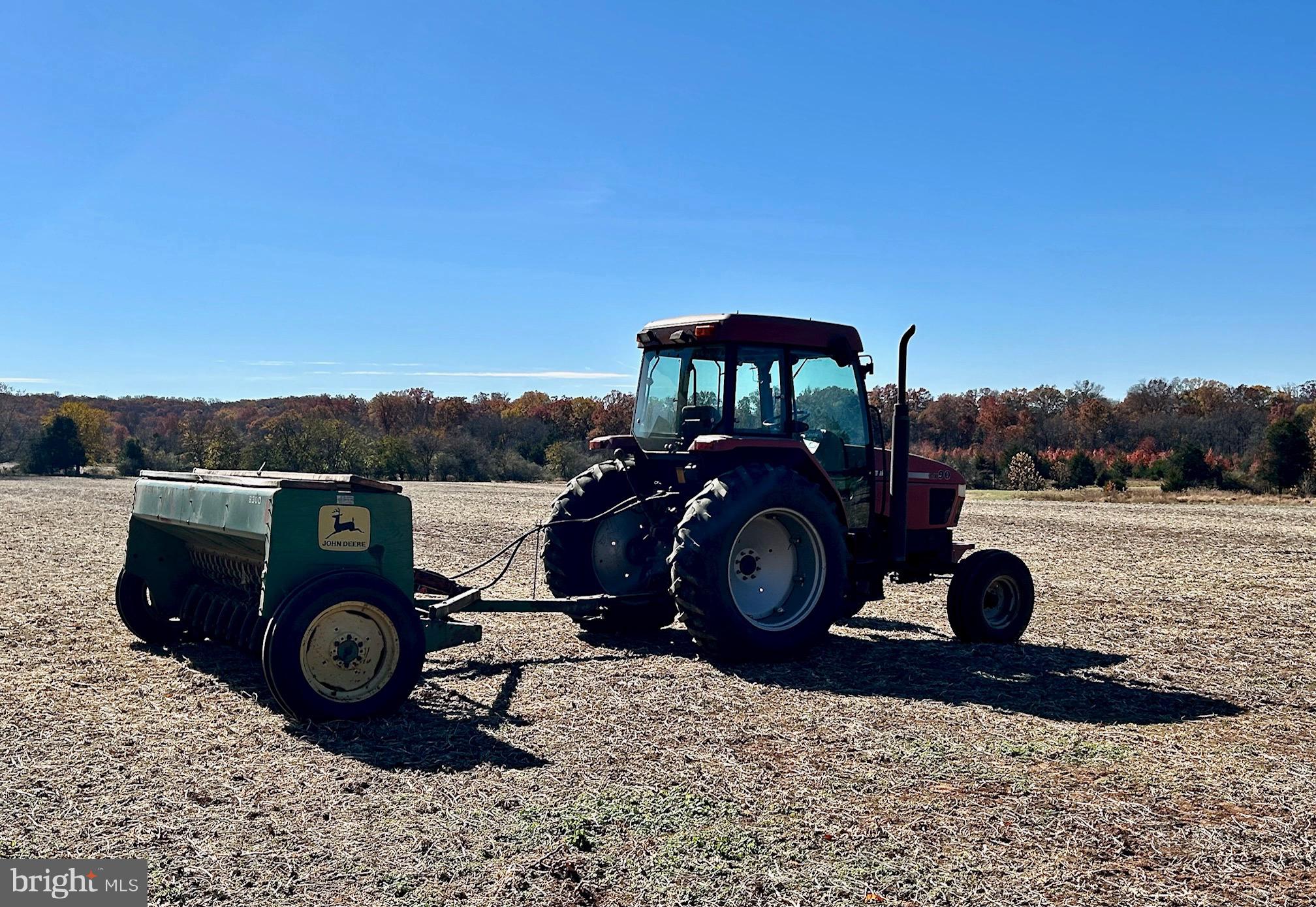 STONEY SPRINGS - Farm