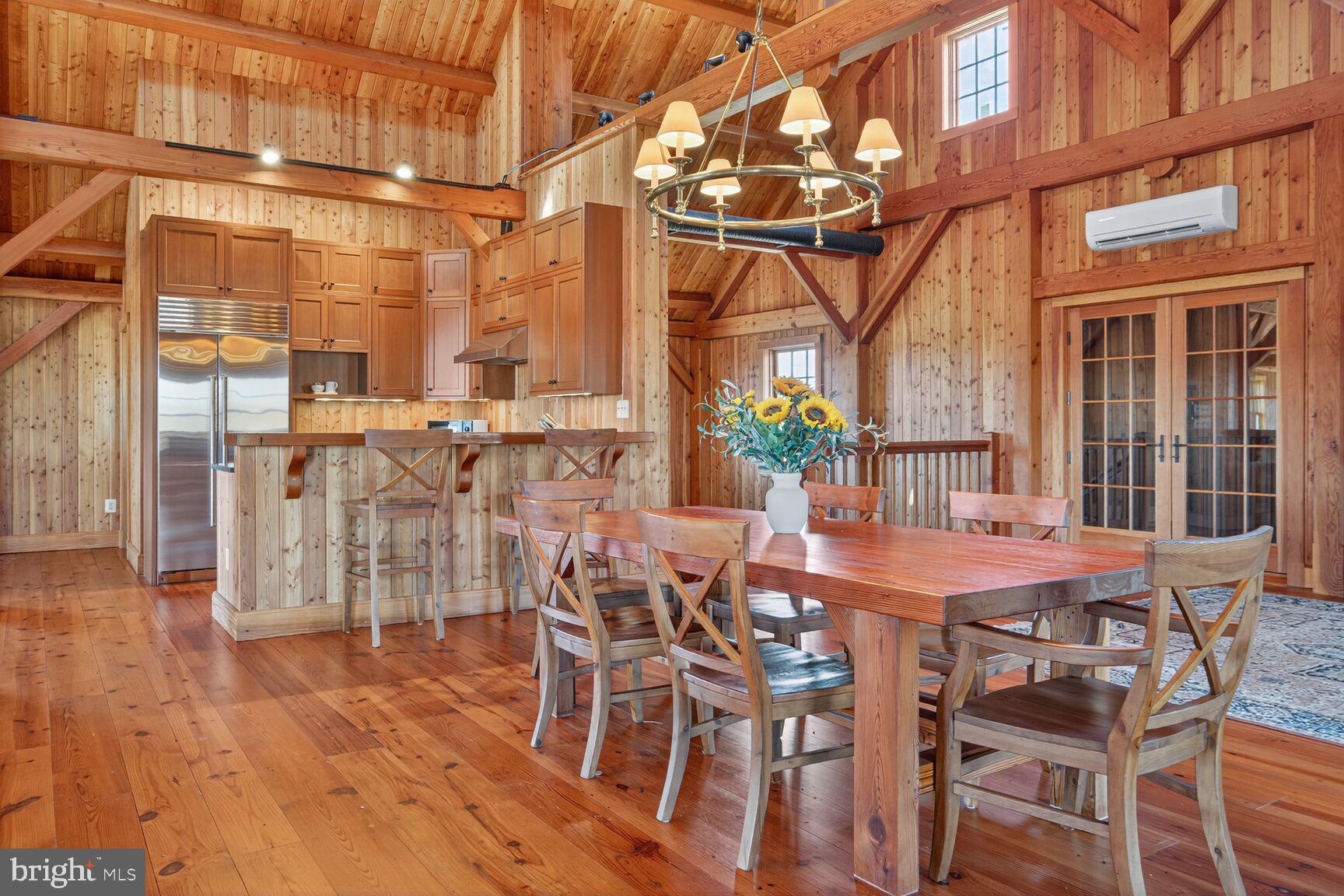 STONEY SPRINGS - Farm