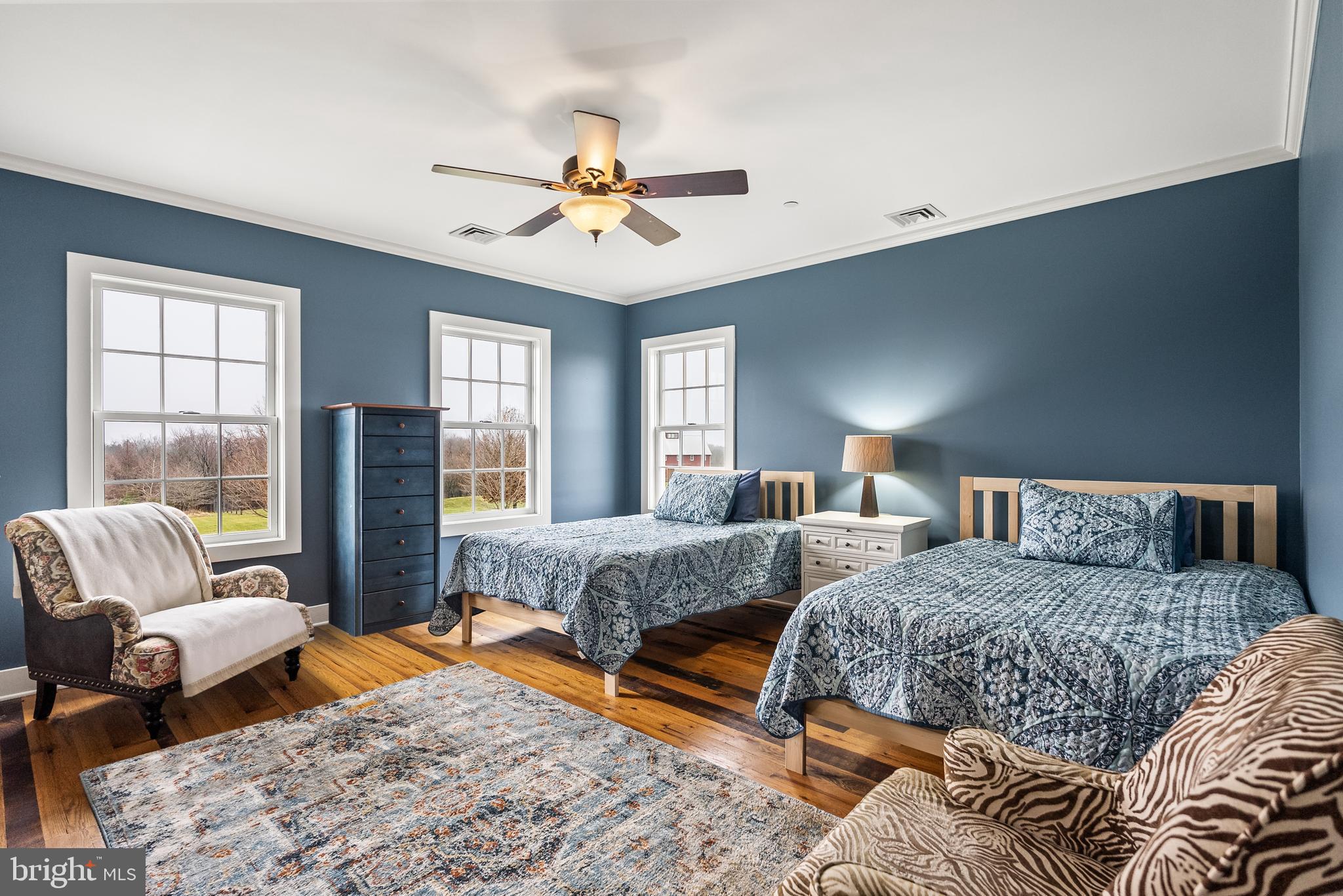 STONEY SPRINGS - Farm