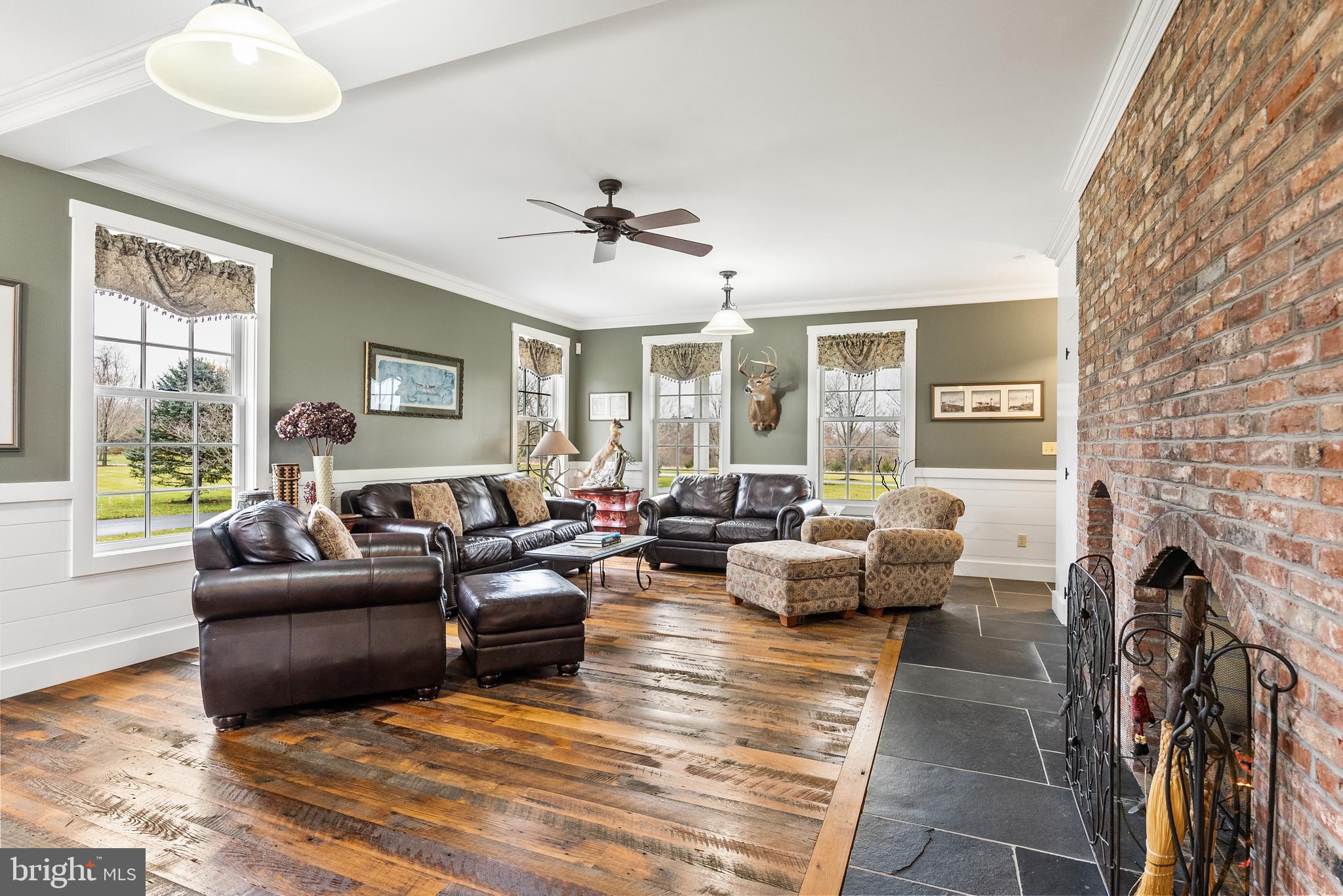 STONEY SPRINGS - Farm