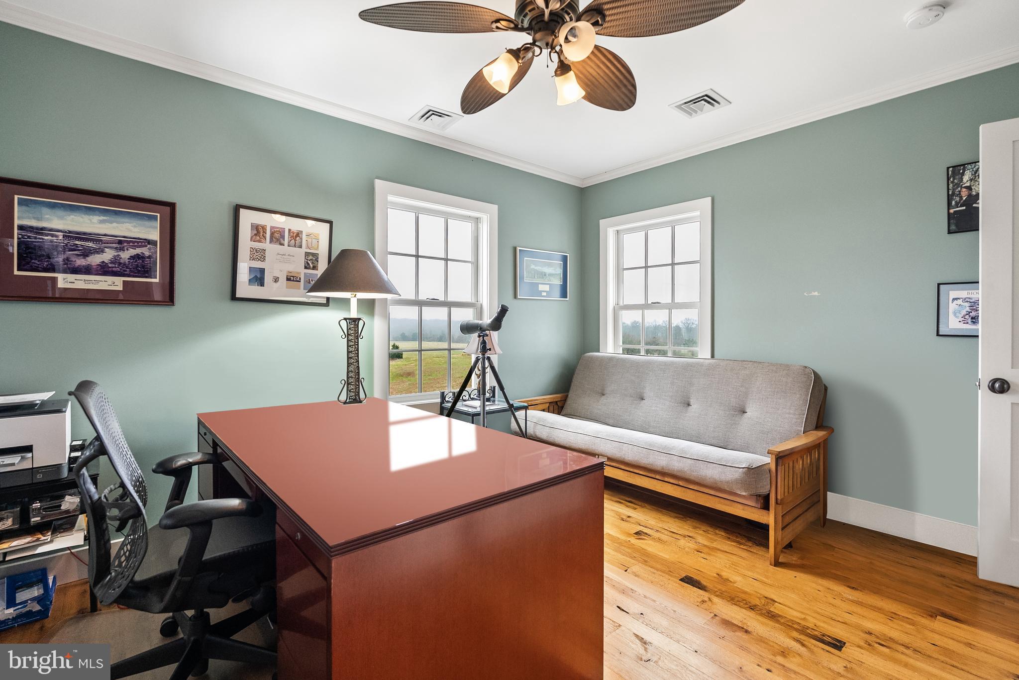 STONEY SPRINGS - Farm