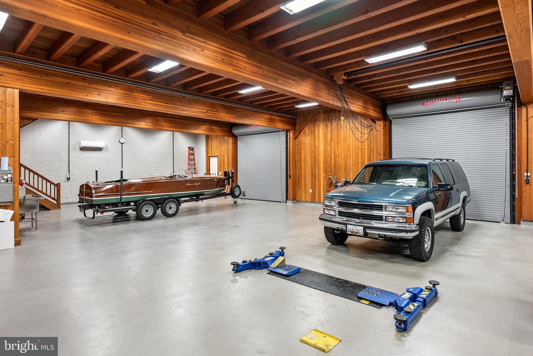 STONEY SPRINGS - Farm