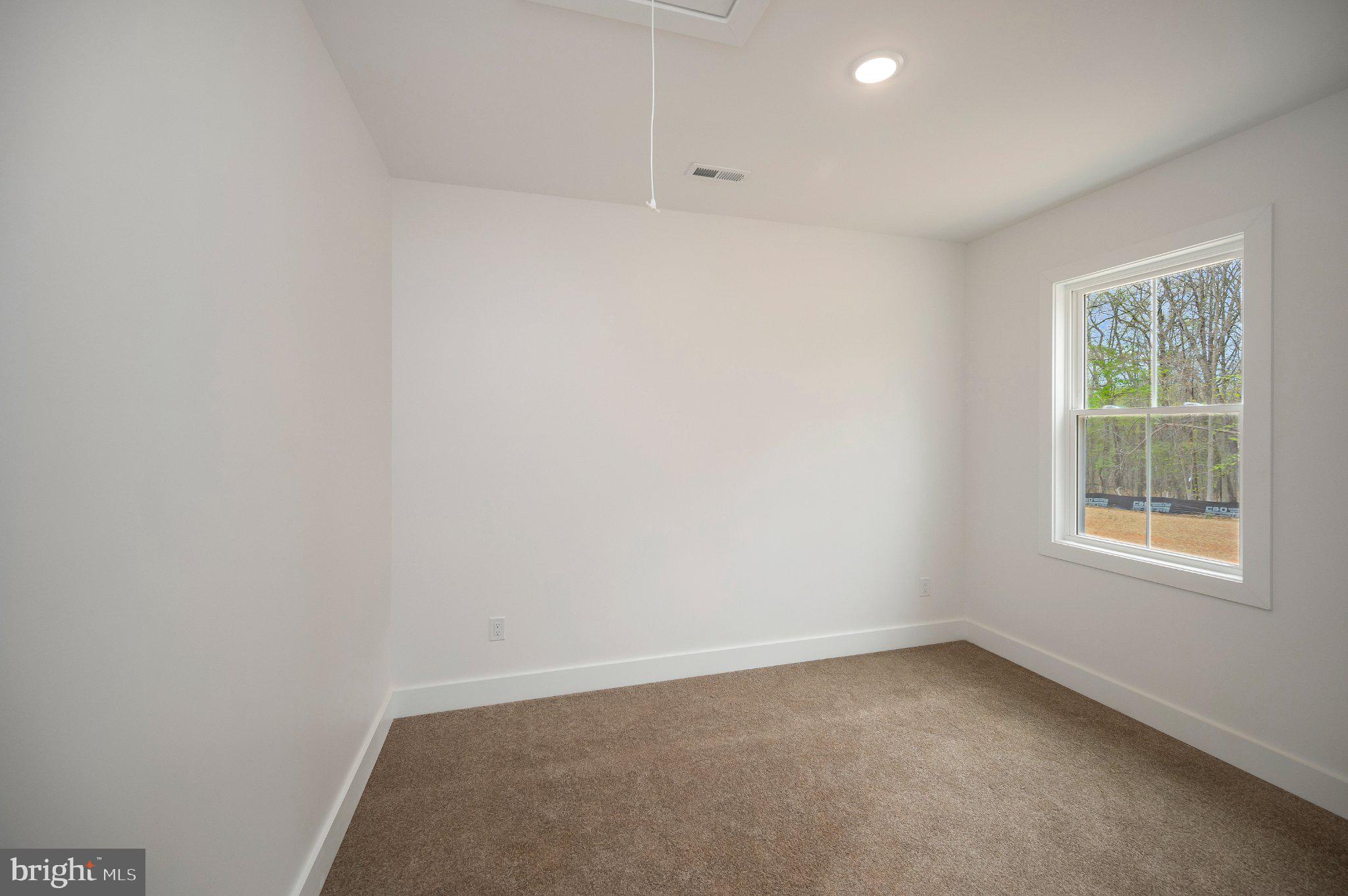 COX MILL - Residential