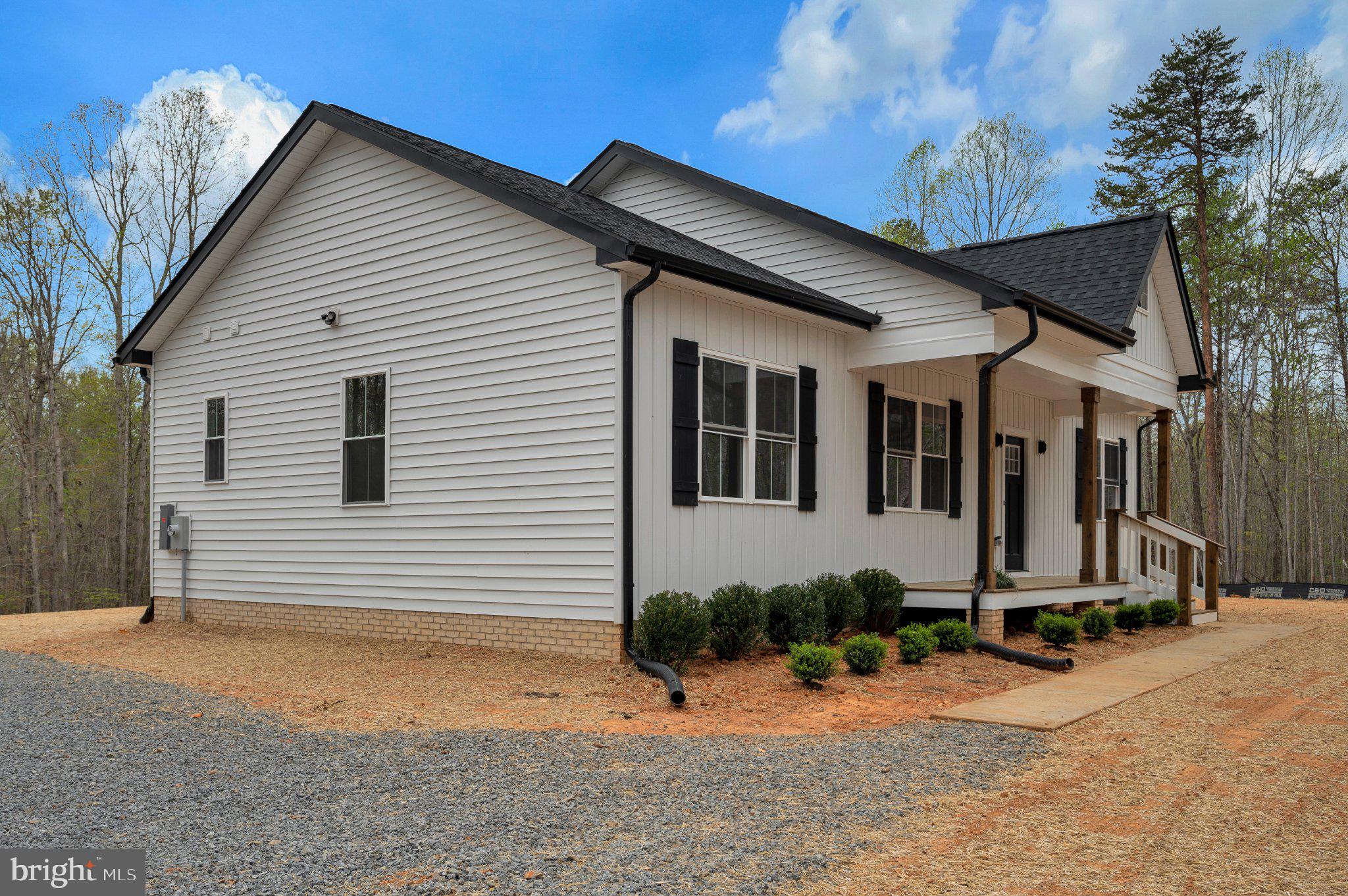 COX MILL - Residential