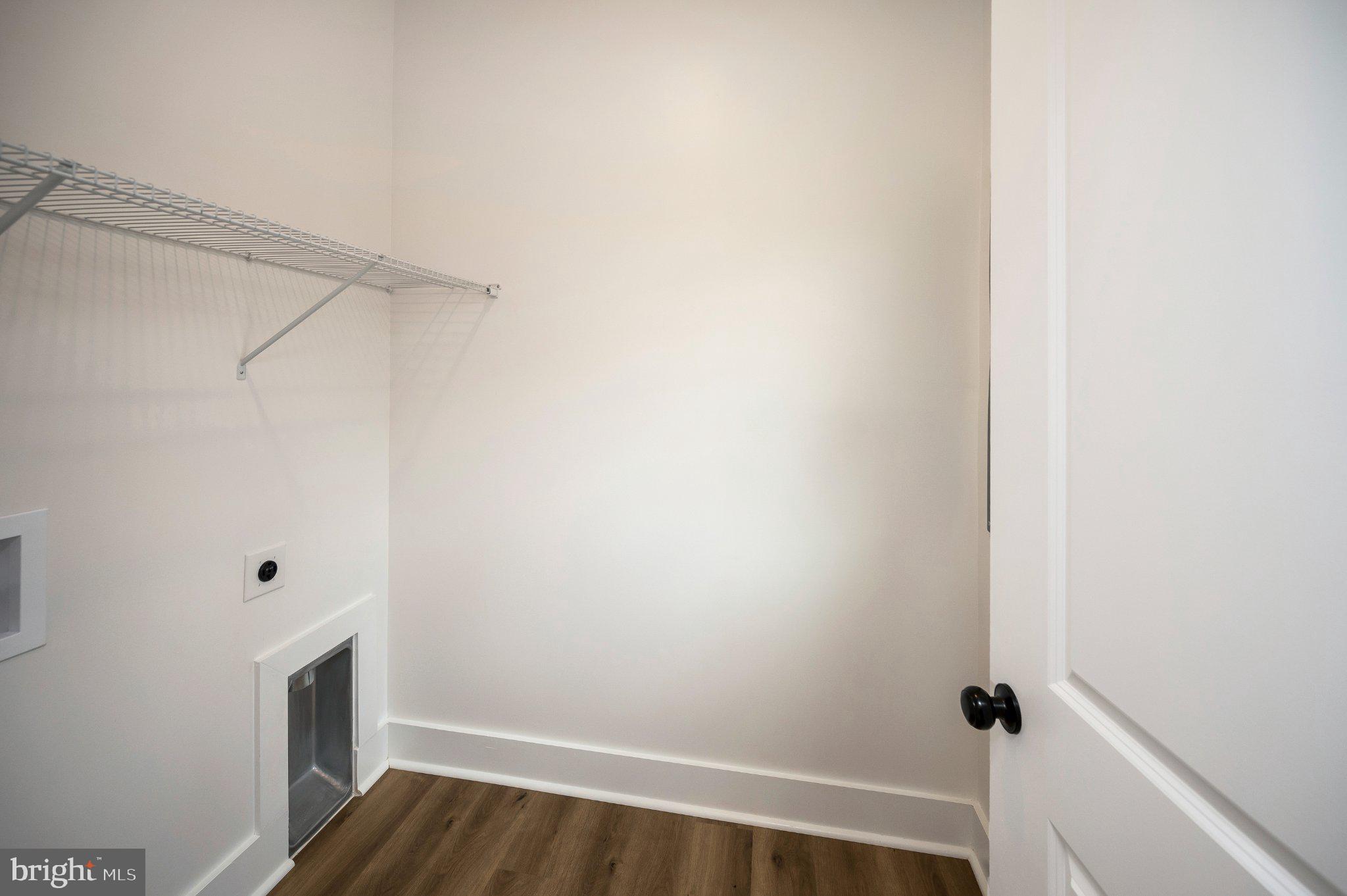 COX MILL - Residential