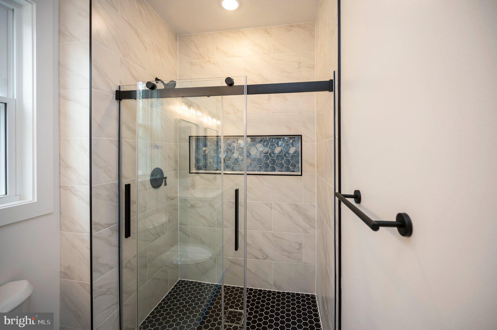 COX MILL - Residential