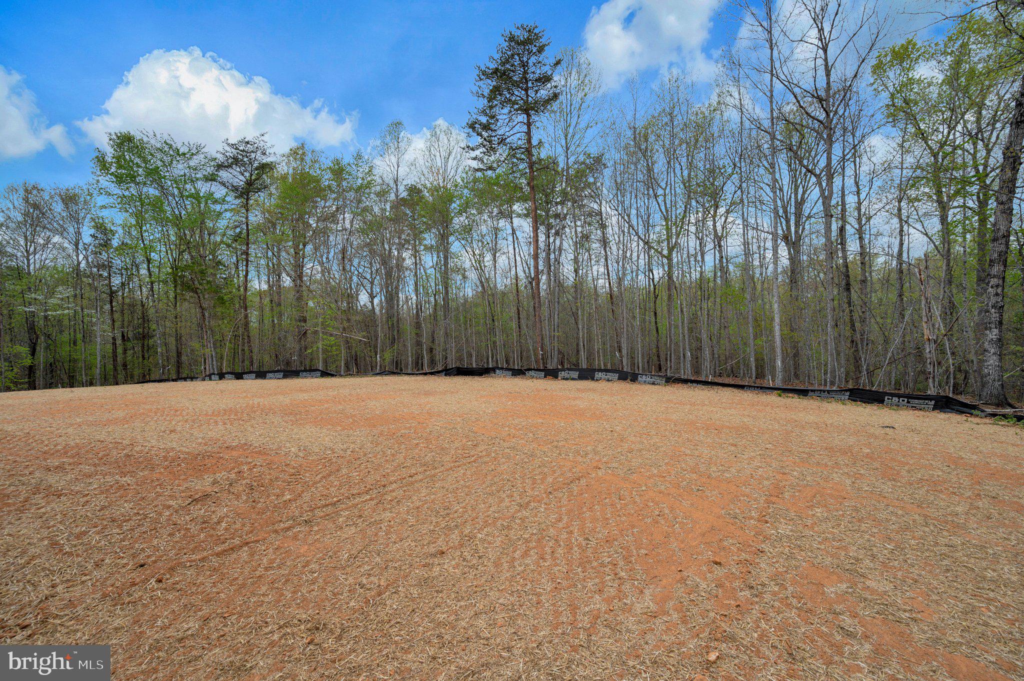 COX MILL - Residential