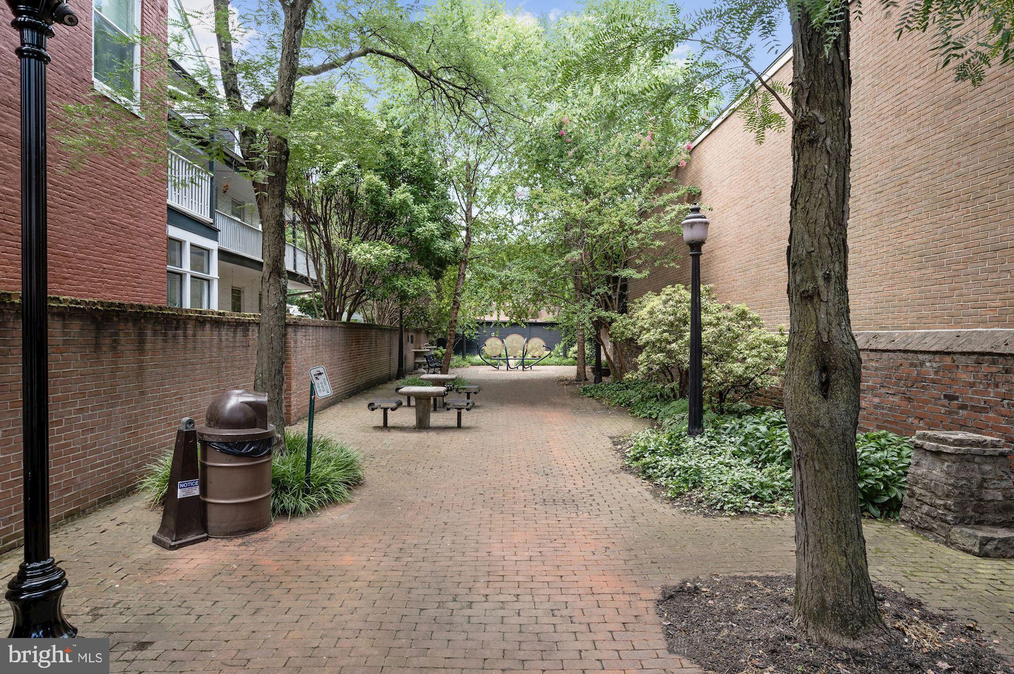 CLOVER HILL - Residential