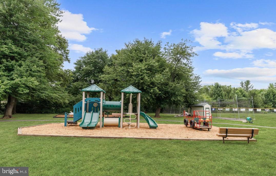 CLOVER HILL - Residential