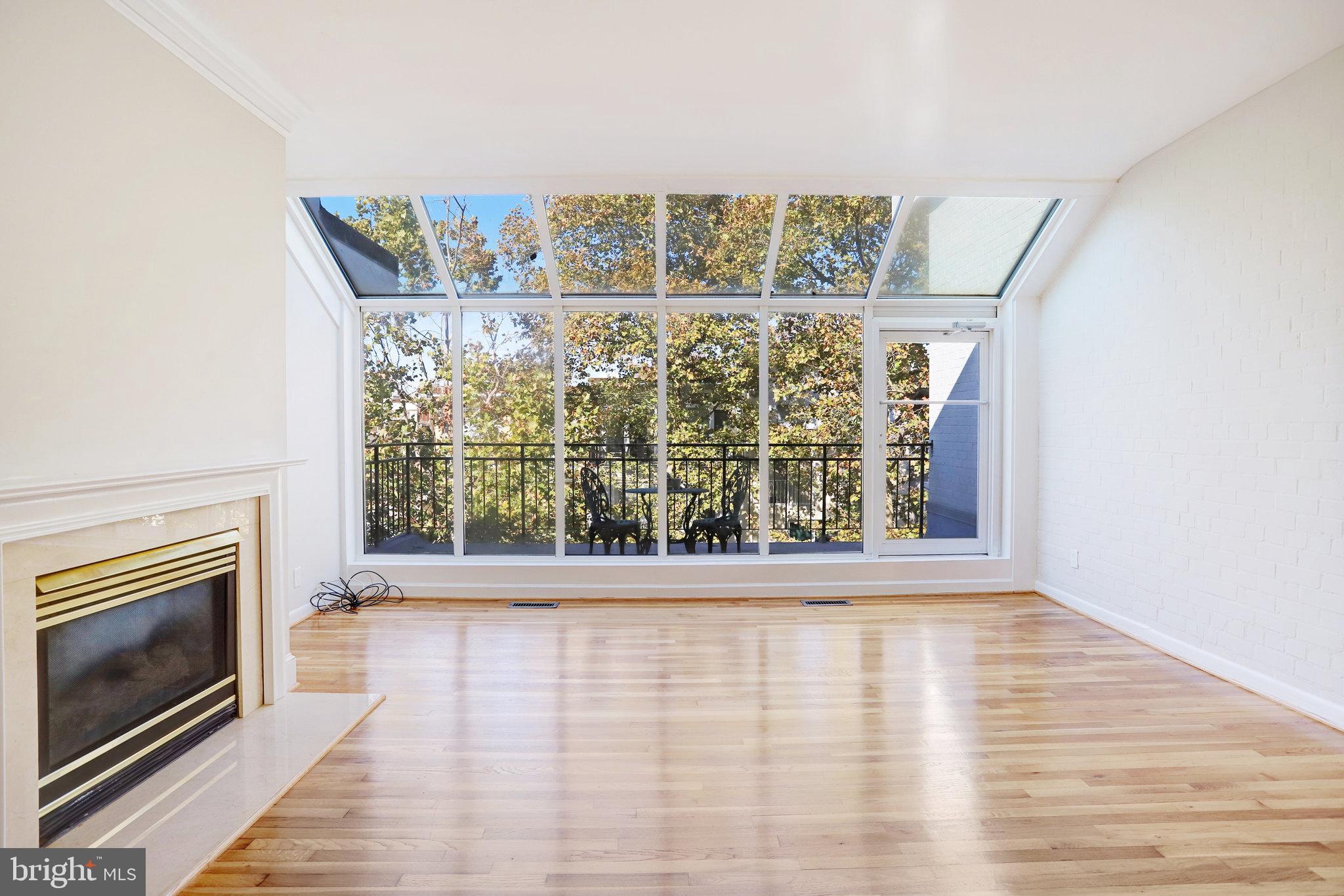 42 G STREET SW