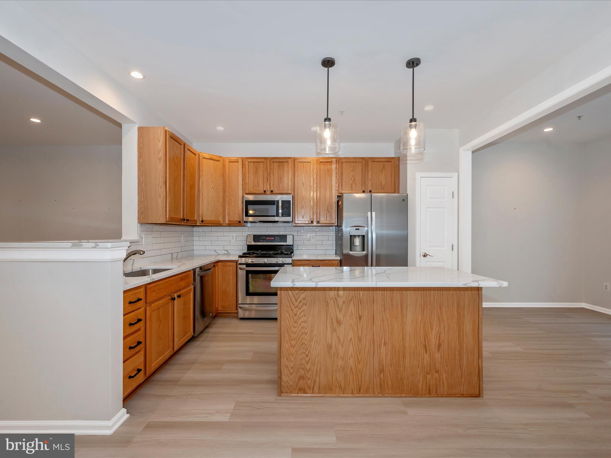 VILLAGES OF URBANA - Residential