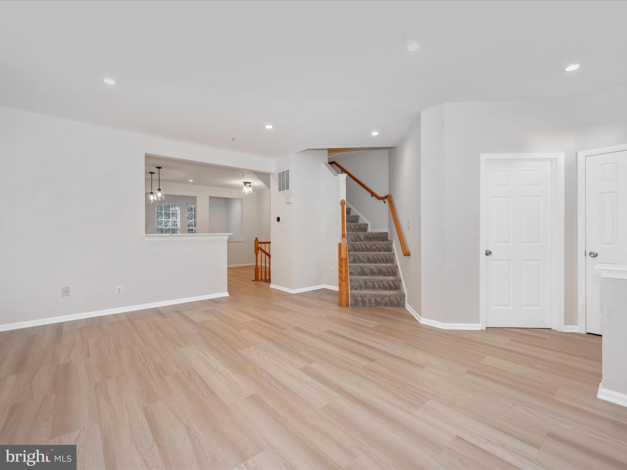 VILLAGES OF URBANA - Residential