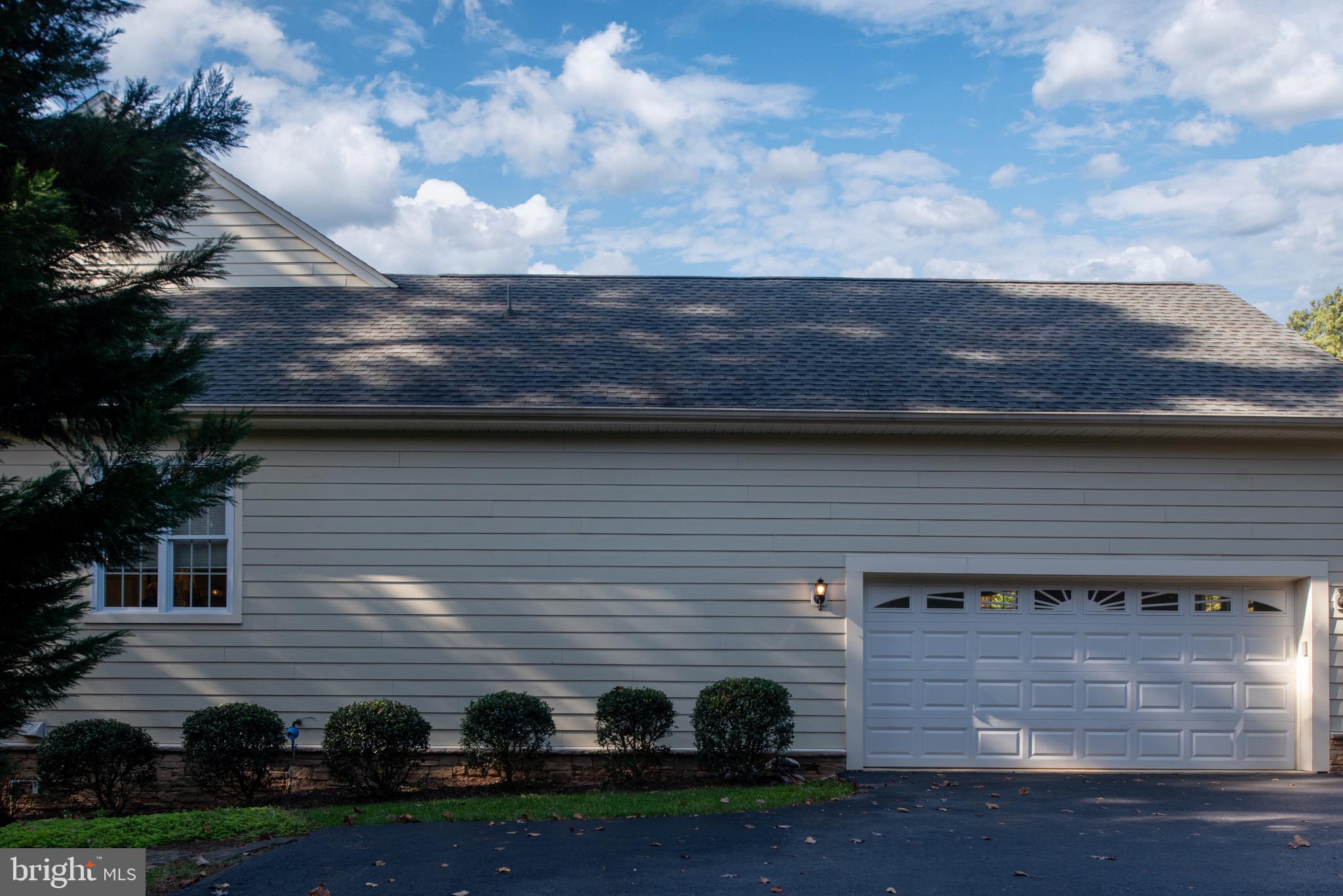 FAWN LAKE - Residential