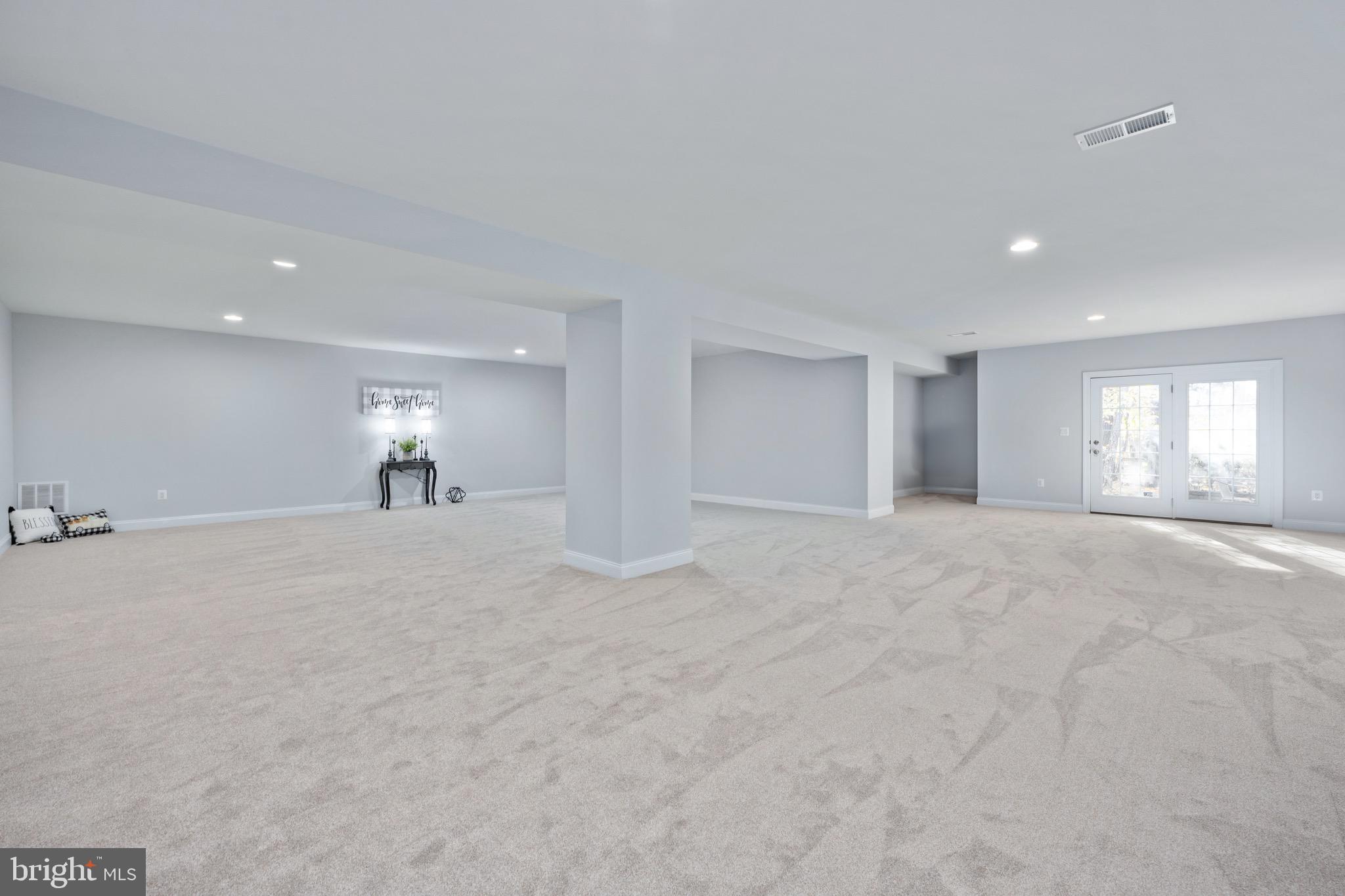 FAWN LAKE - Residential