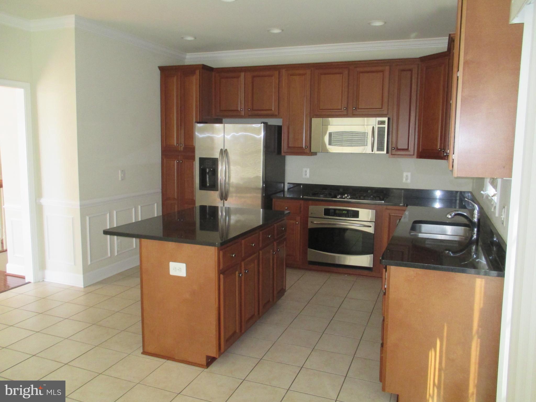 POTOMAC CLUB - Residential Lease