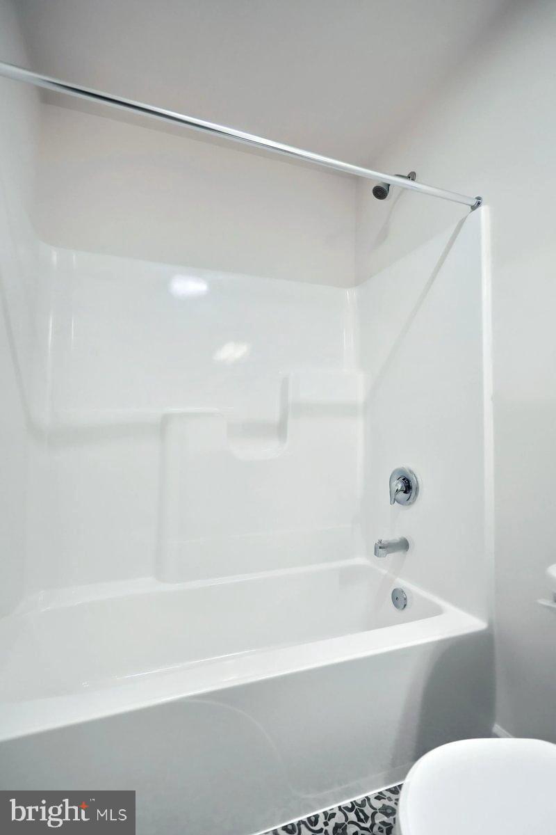 LOGAN GREENE - Residential