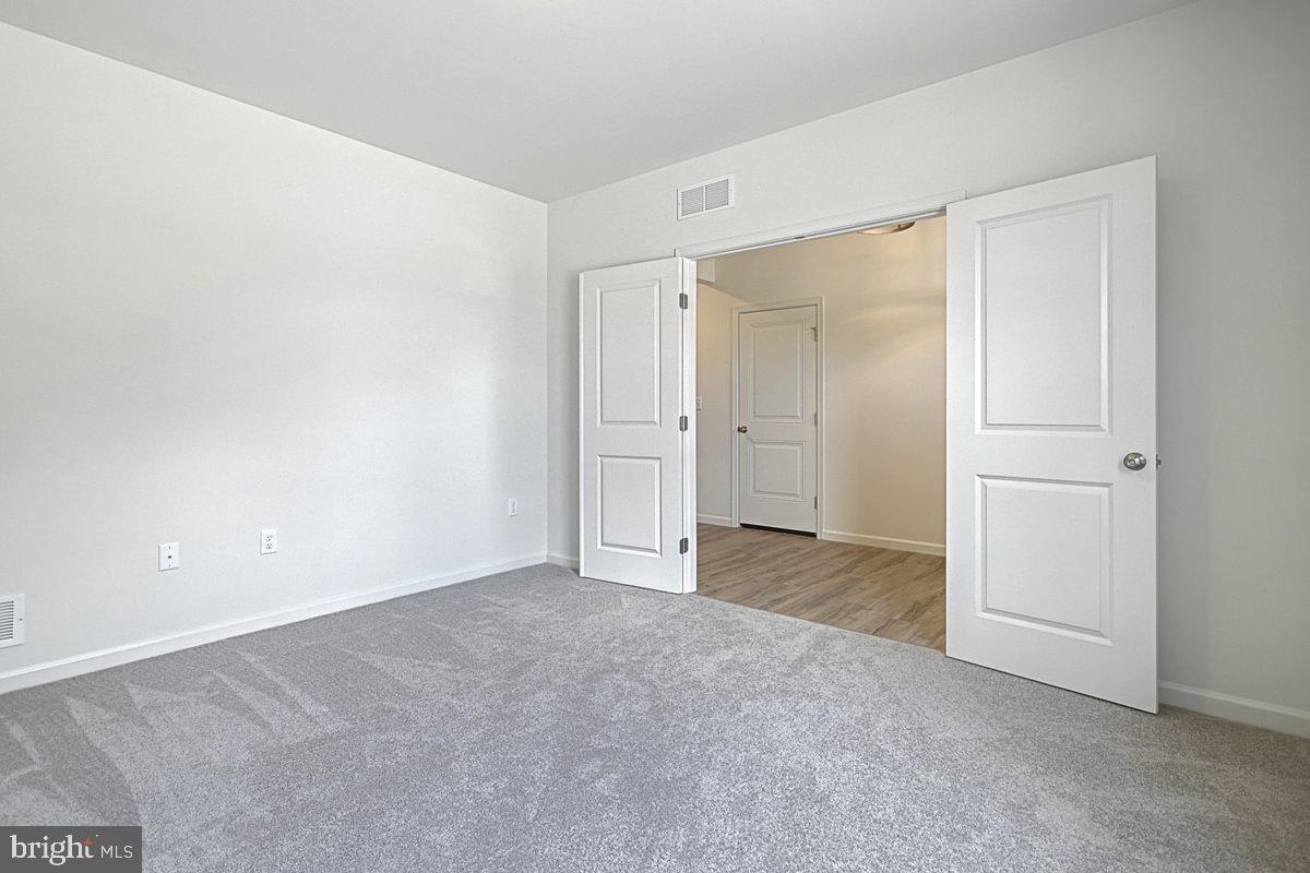 LOGAN GREENE - Residential