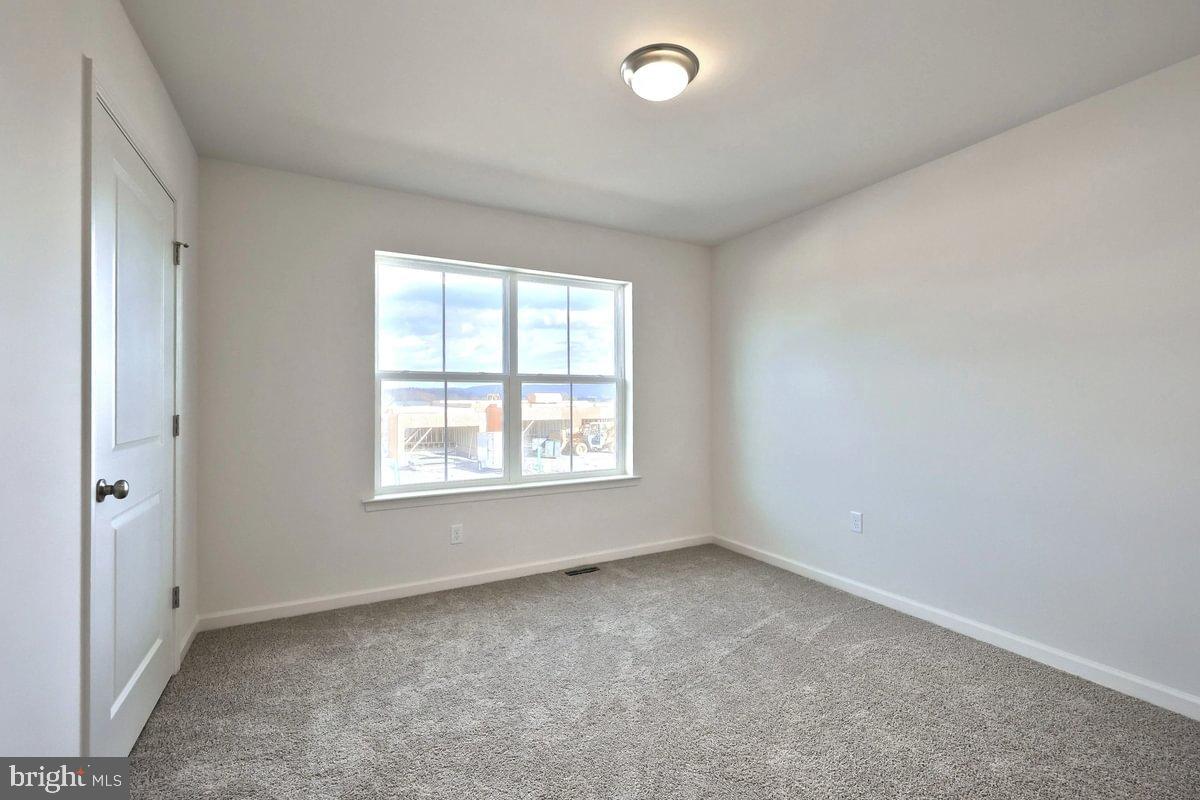 LOGAN GREENE - Residential