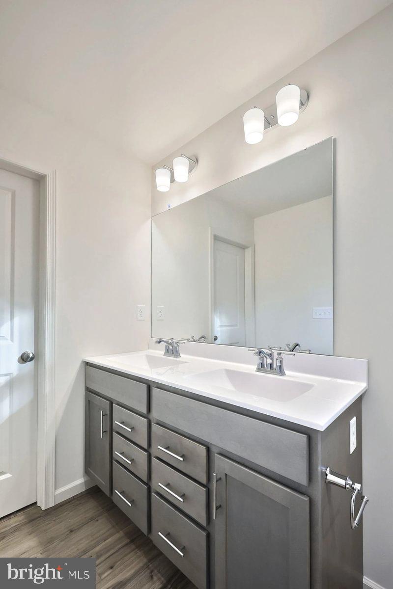 LOGAN GREENE - Residential