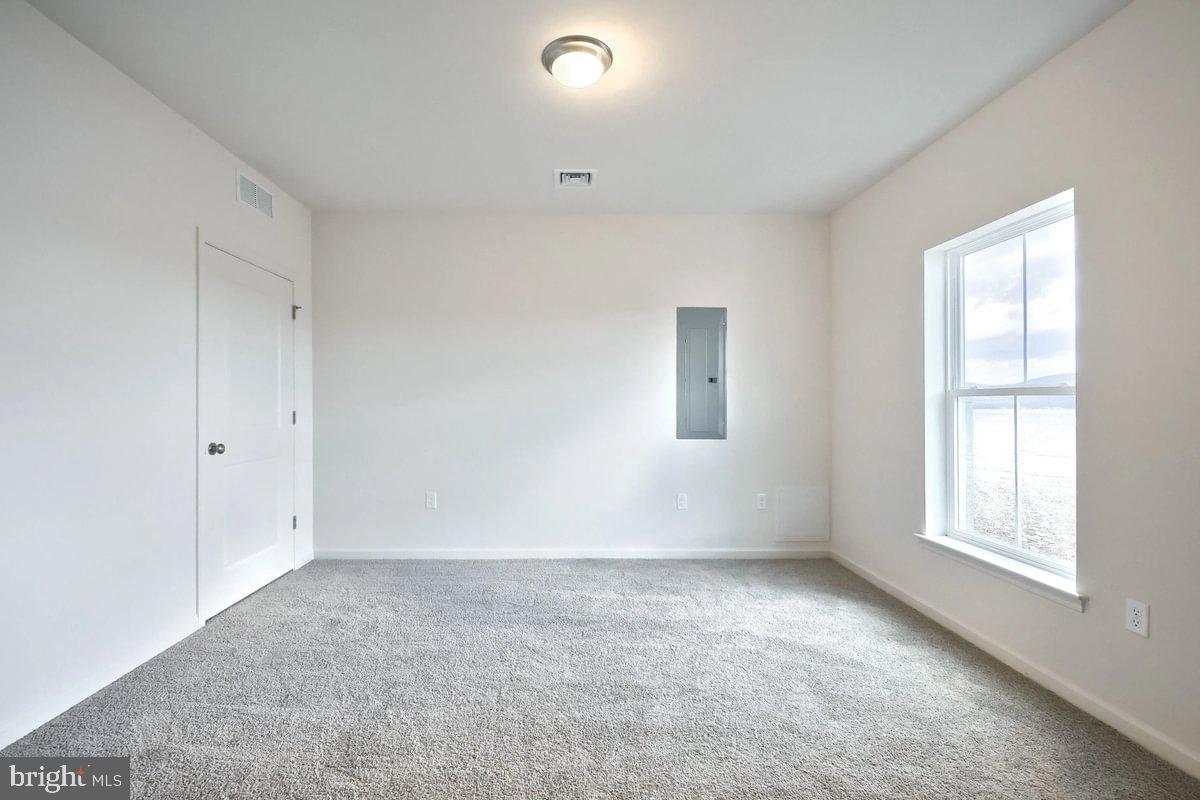 LOGAN GREENE - Residential