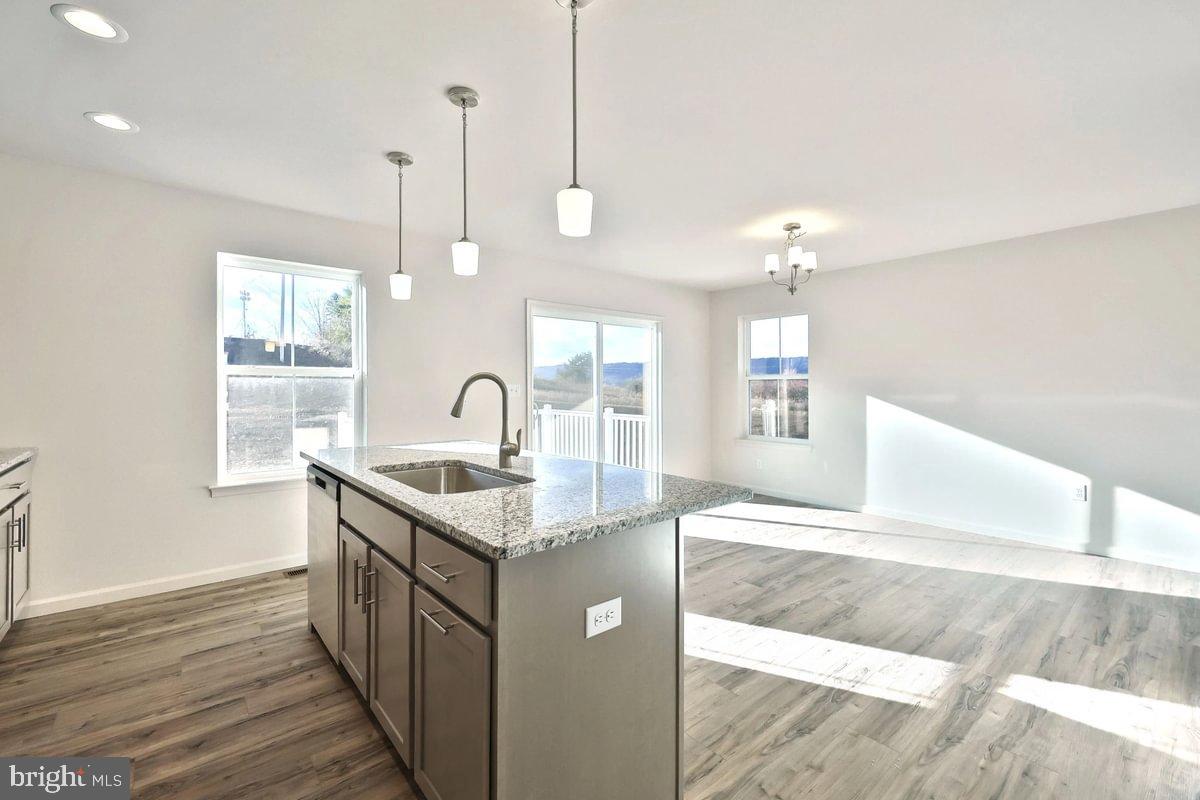 LOGAN GREENE - Residential