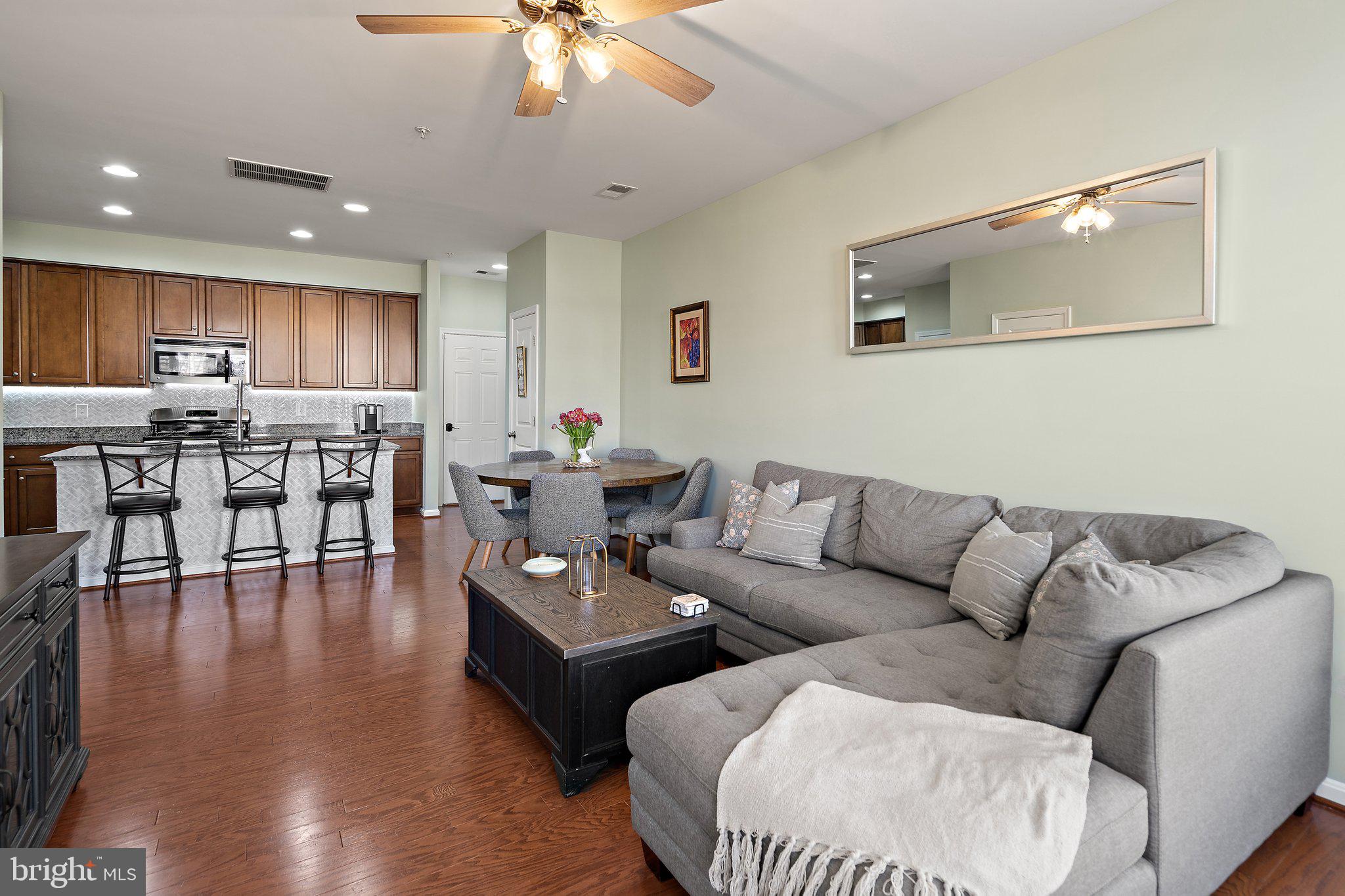 MADISON CRESCENT CONDOMINIUM - Residential