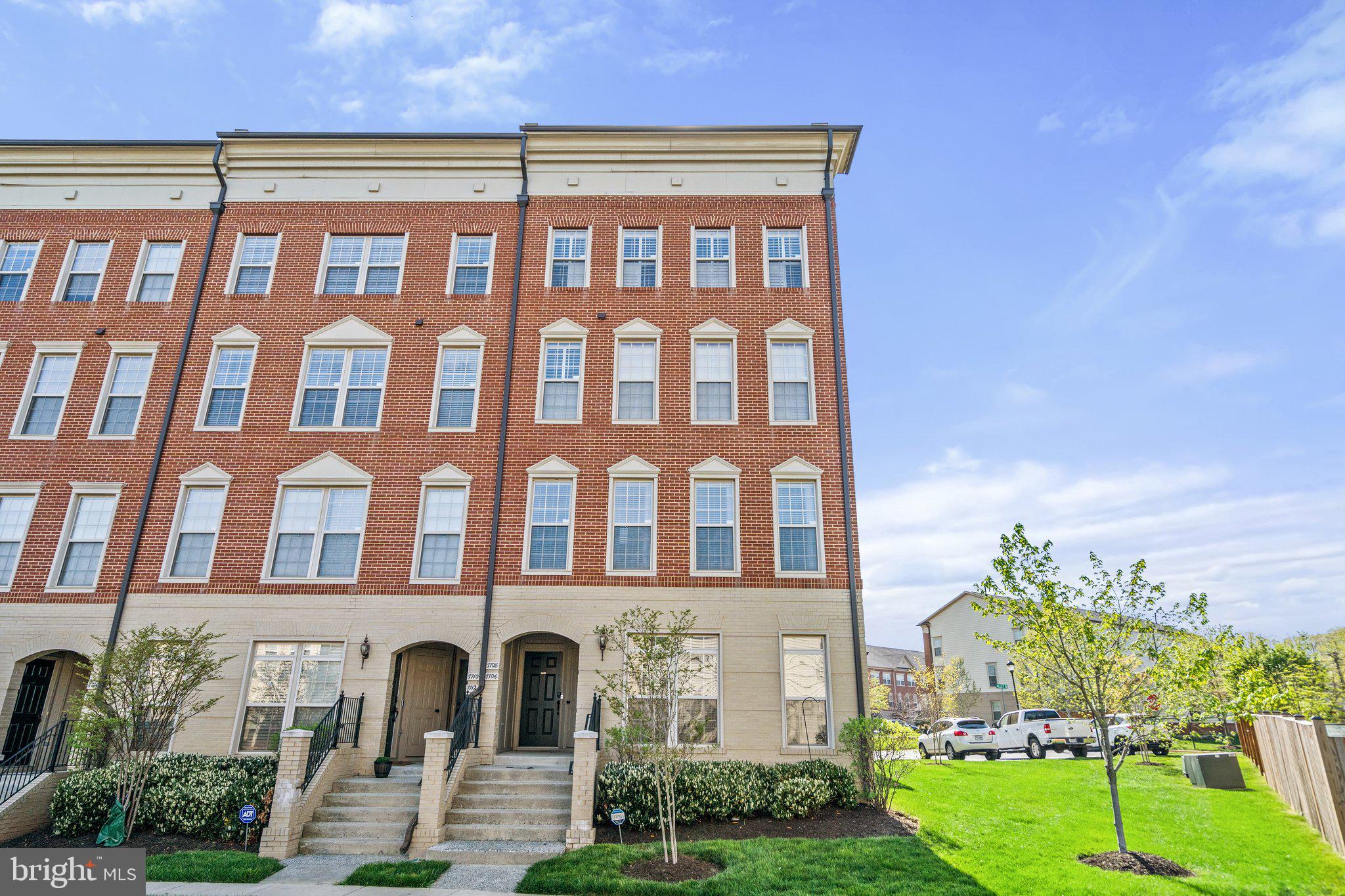 MADISON CRESCENT CONDOMINIUM - Residential