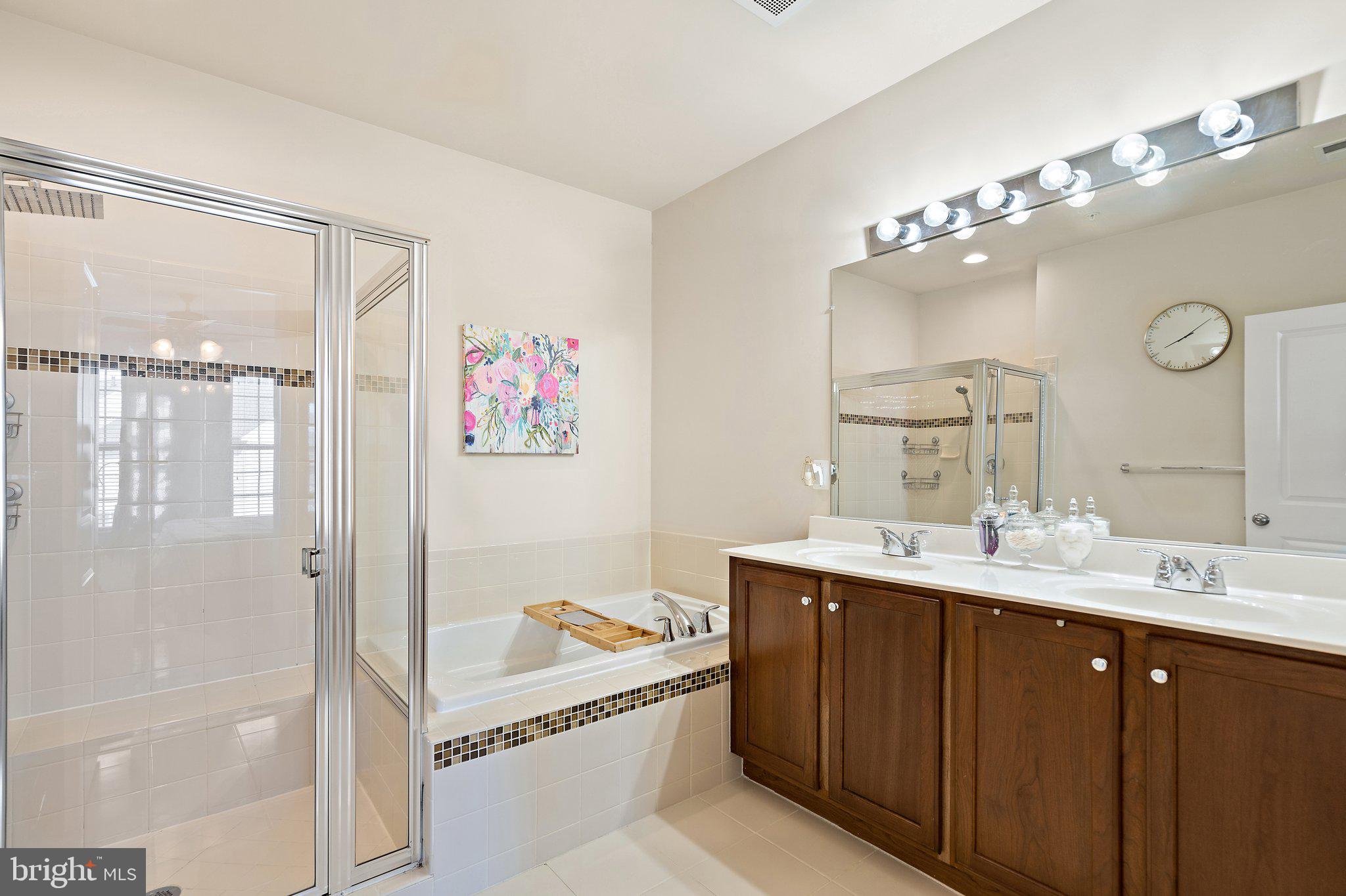 MADISON CRESCENT CONDOMINIUM - Residential