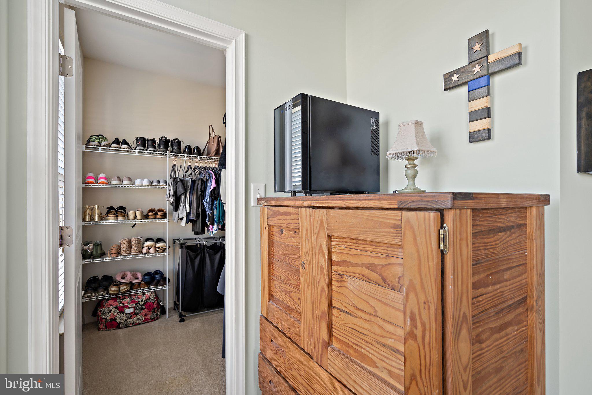 MADISON CRESCENT CONDOMINIUM - Residential