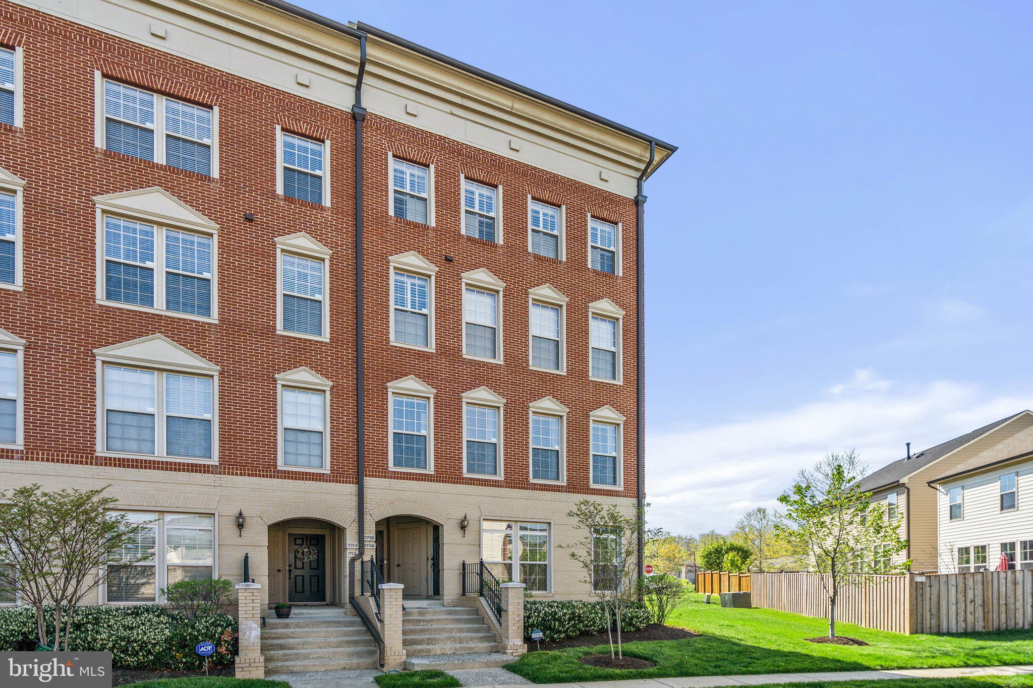 MADISON CRESCENT CONDOMINIUM - Residential